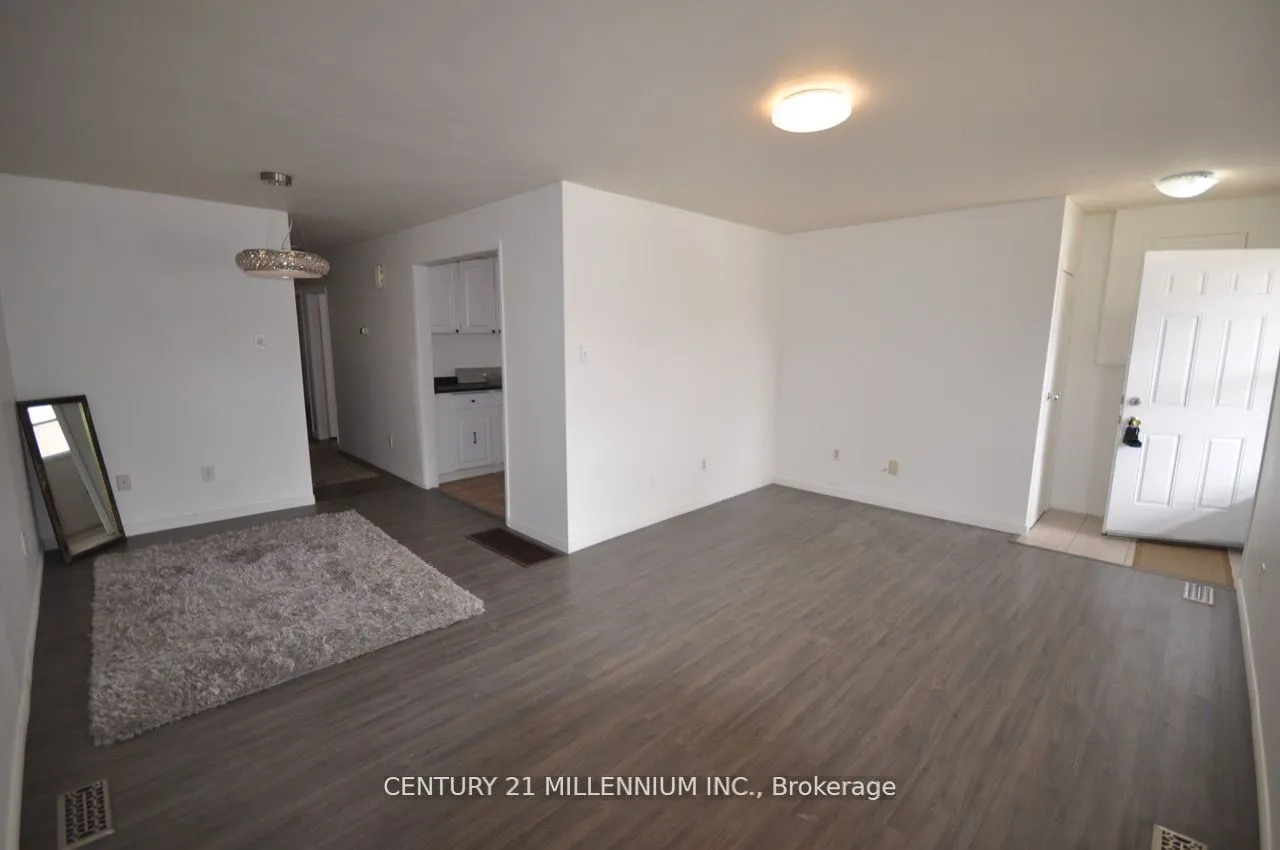 30 Corby Crescent, #Upper Level