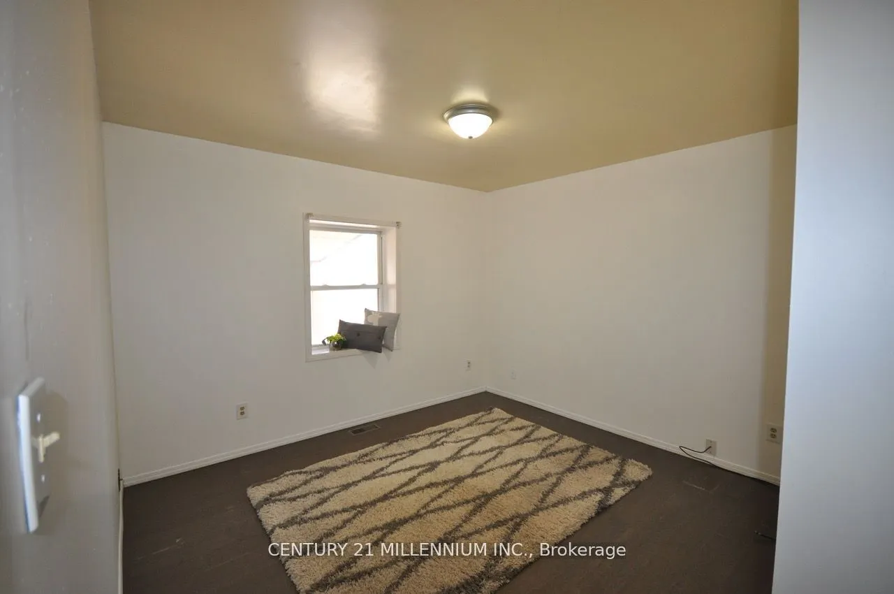 30 Corby Crescent, #Upper Level