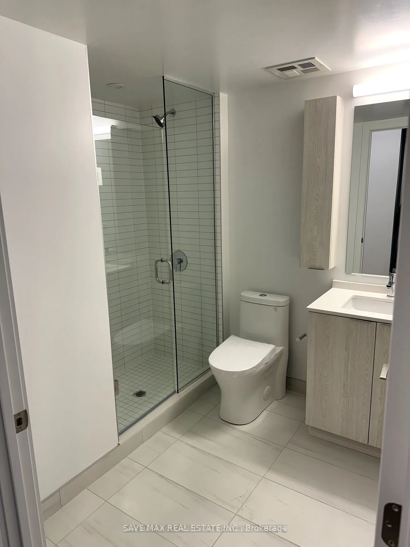 86 DUNDAS Street E, #510