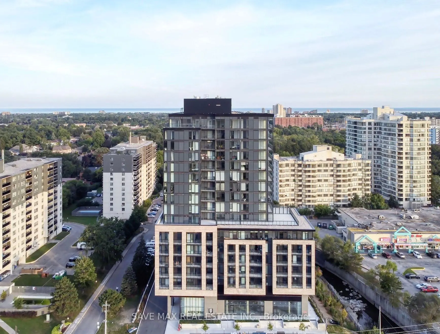 86 DUNDAS Street E, #510