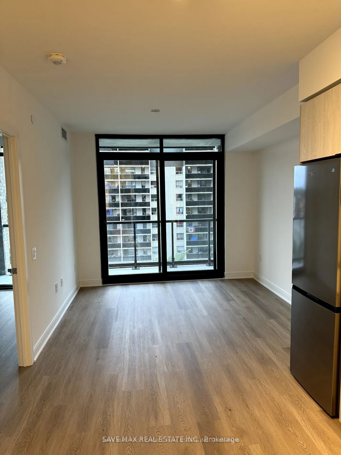 86 DUNDAS Street E, #510