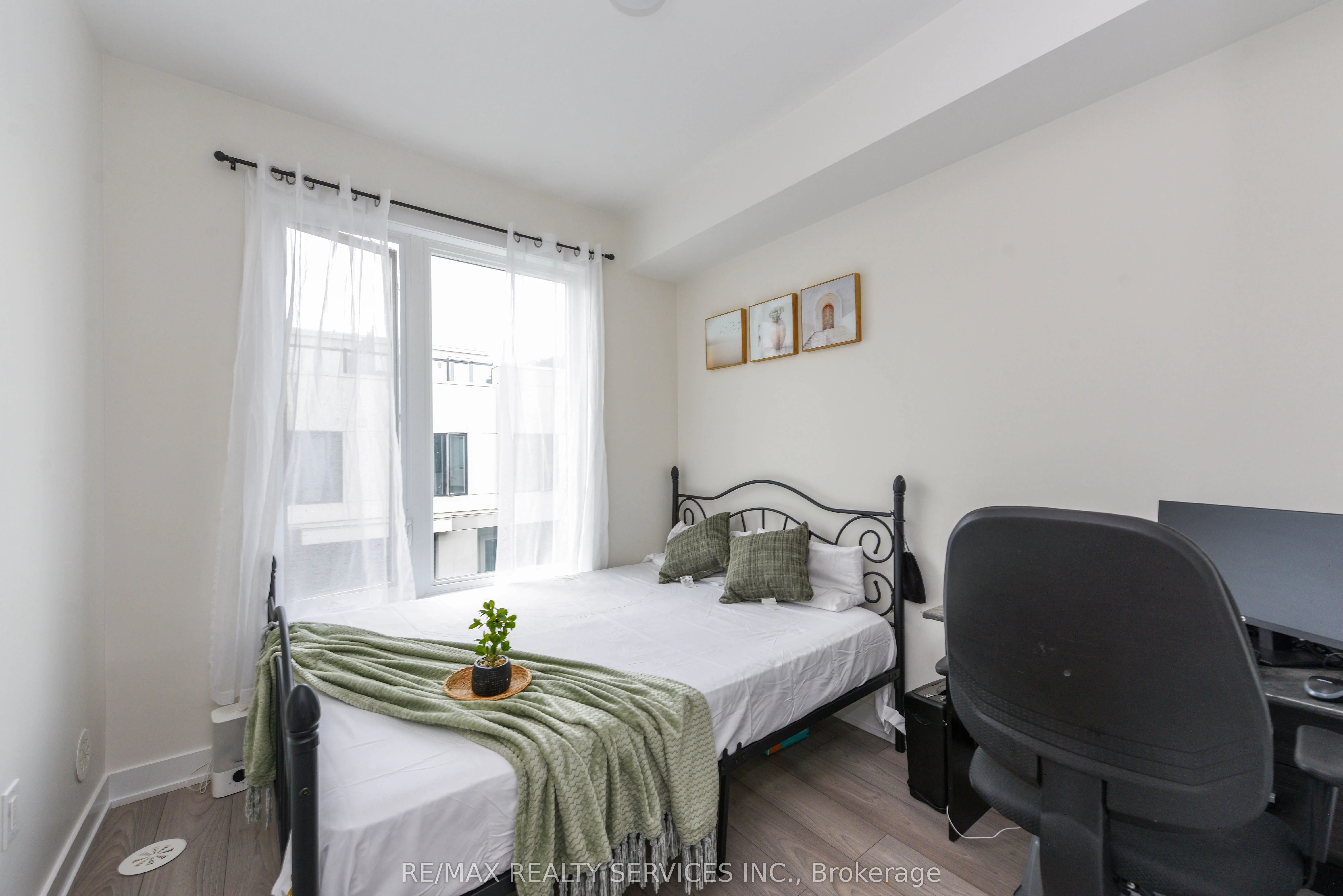 3476 Widdicombe Way, #8
