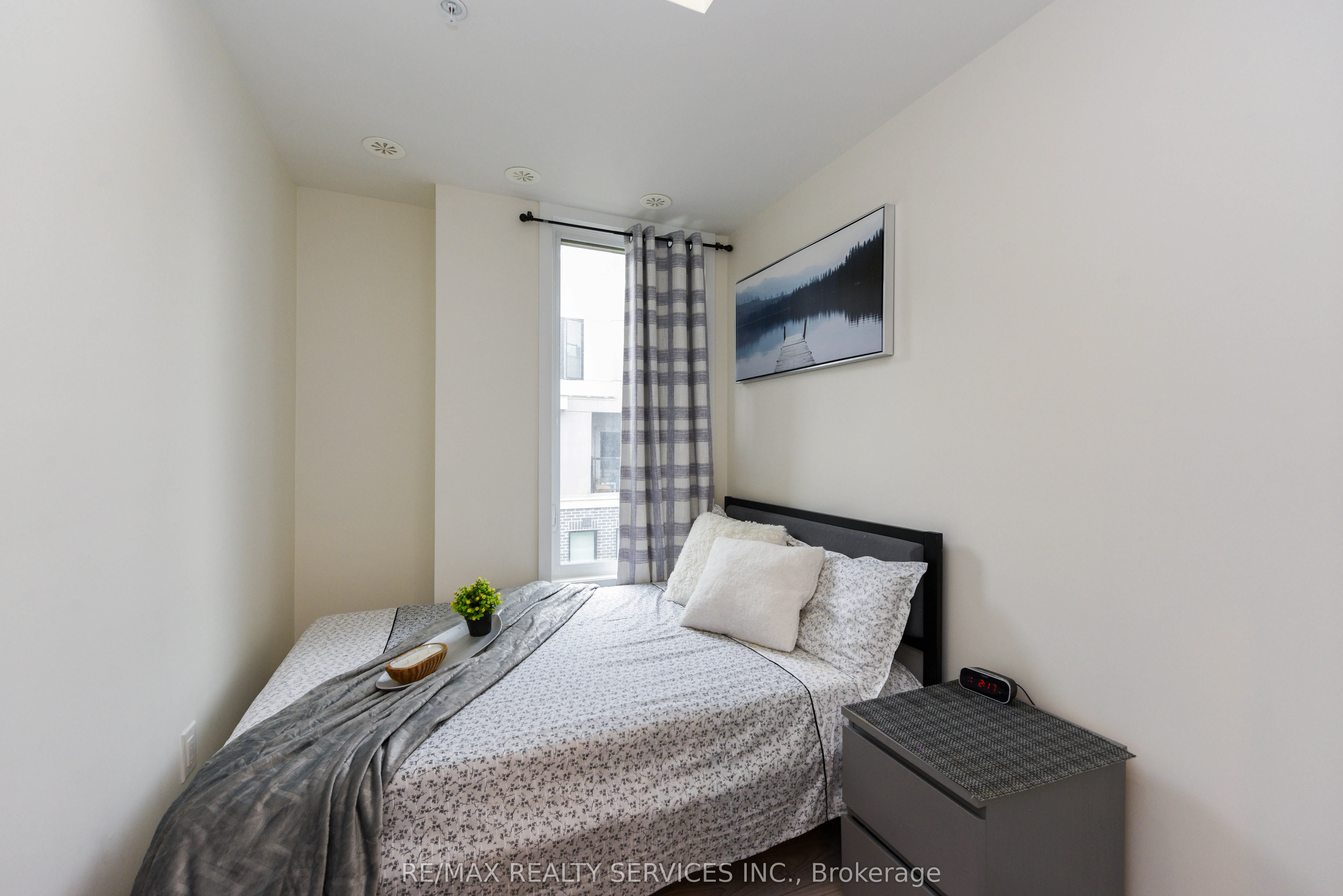 3476 Widdicombe Way, #8