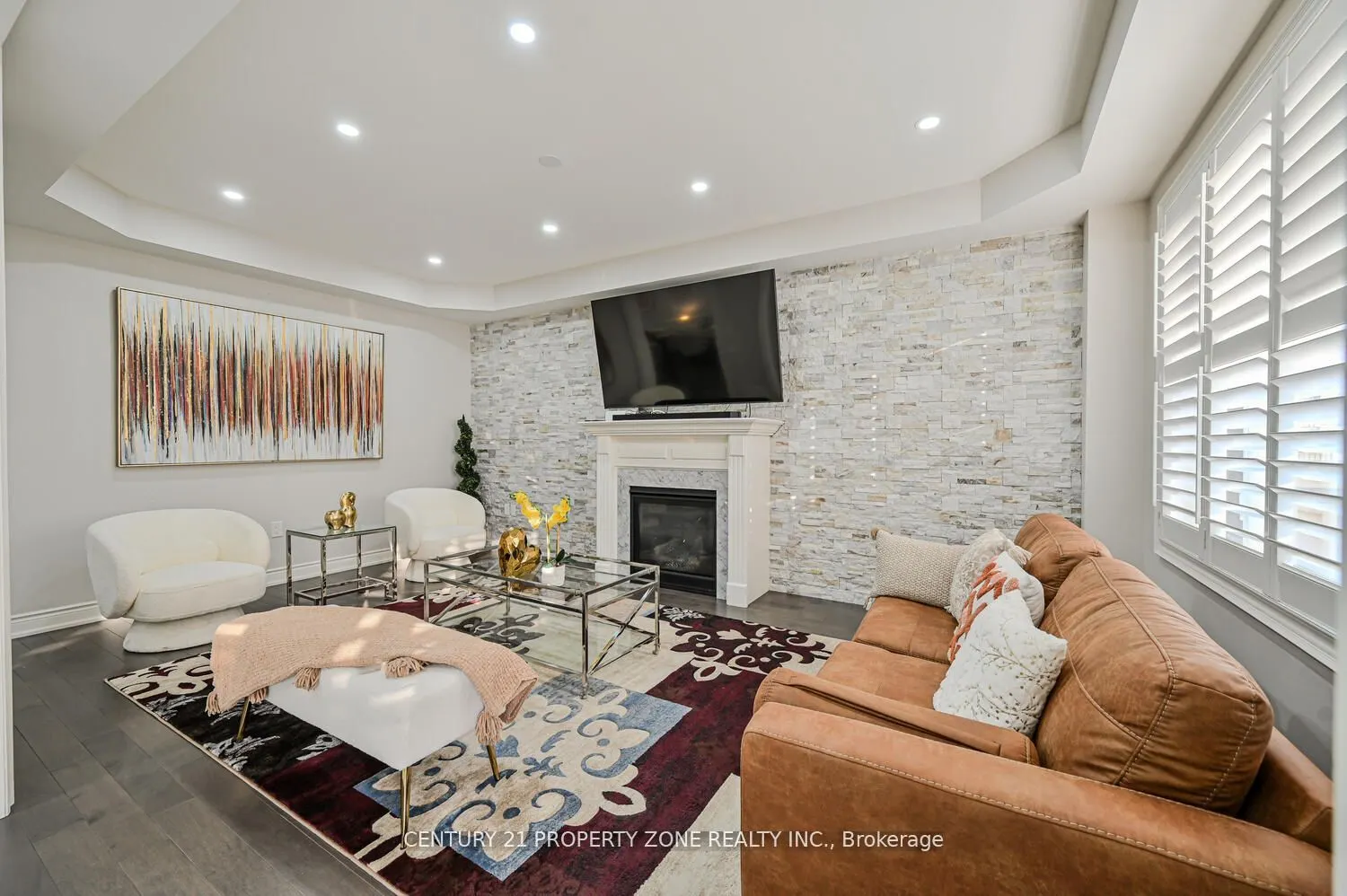 1544 Leger Way