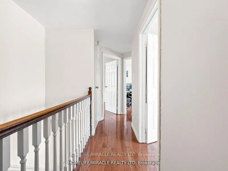 3124 Patrick Crescent