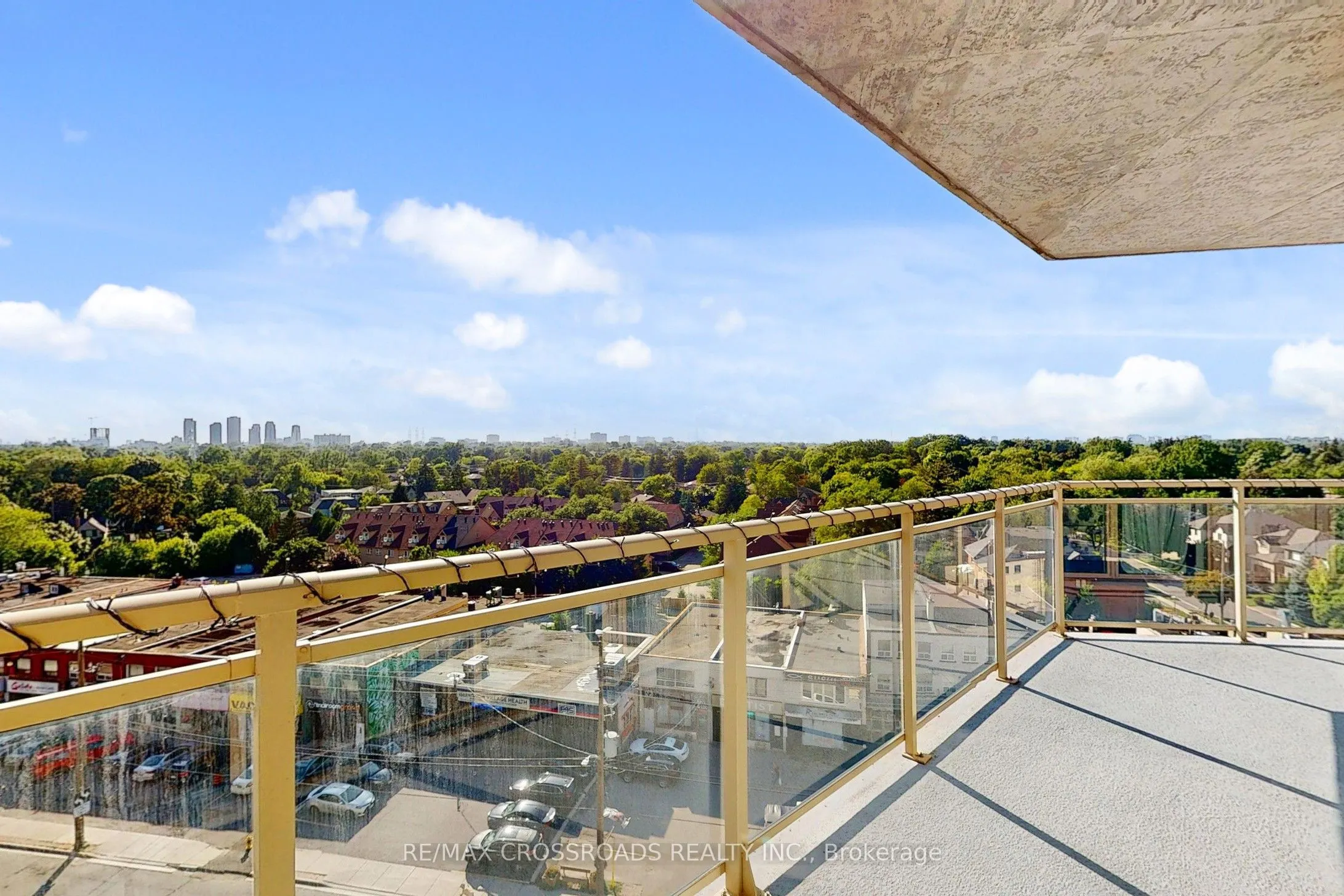 5101 Dundas Street W, #810