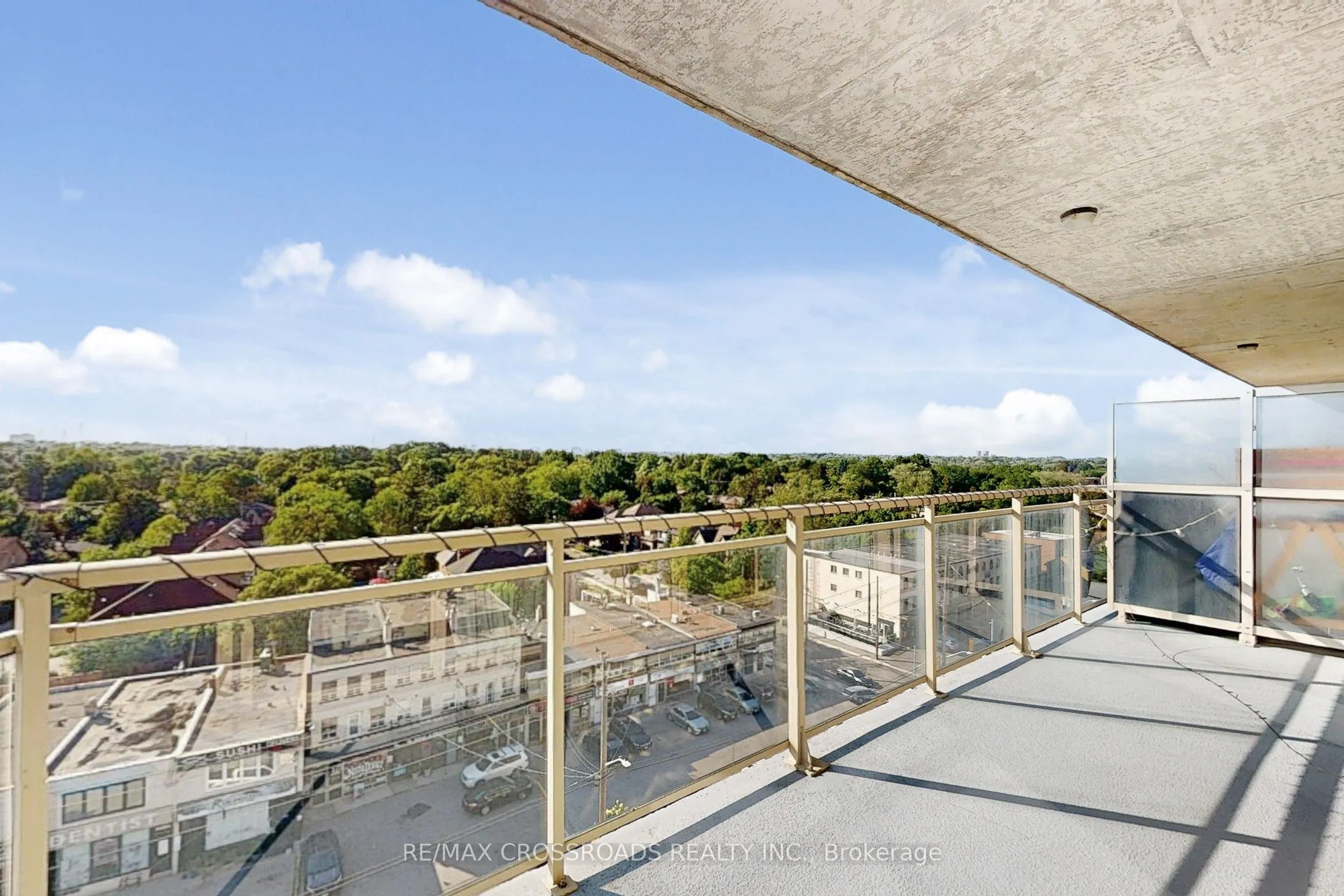 5101 Dundas Street W, #810