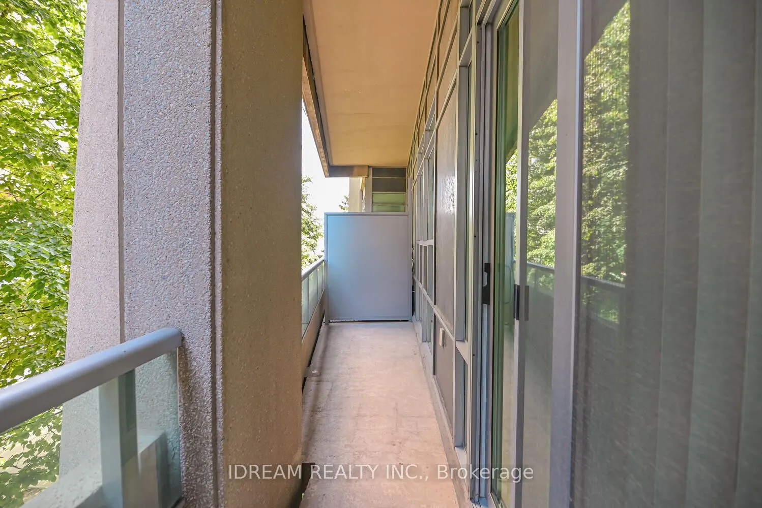 33 Elm Drive W, #201
