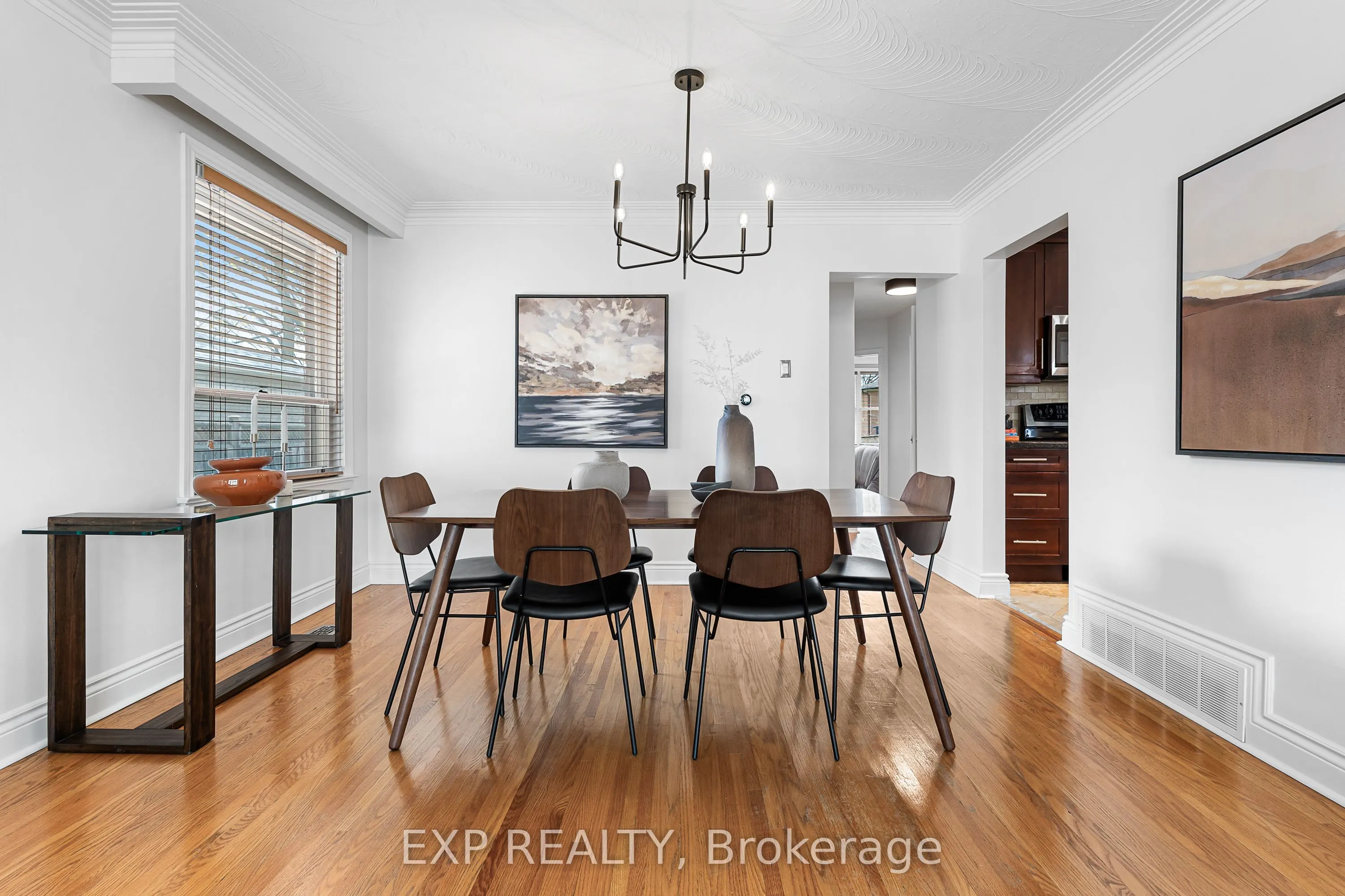7 Northcrest Road
