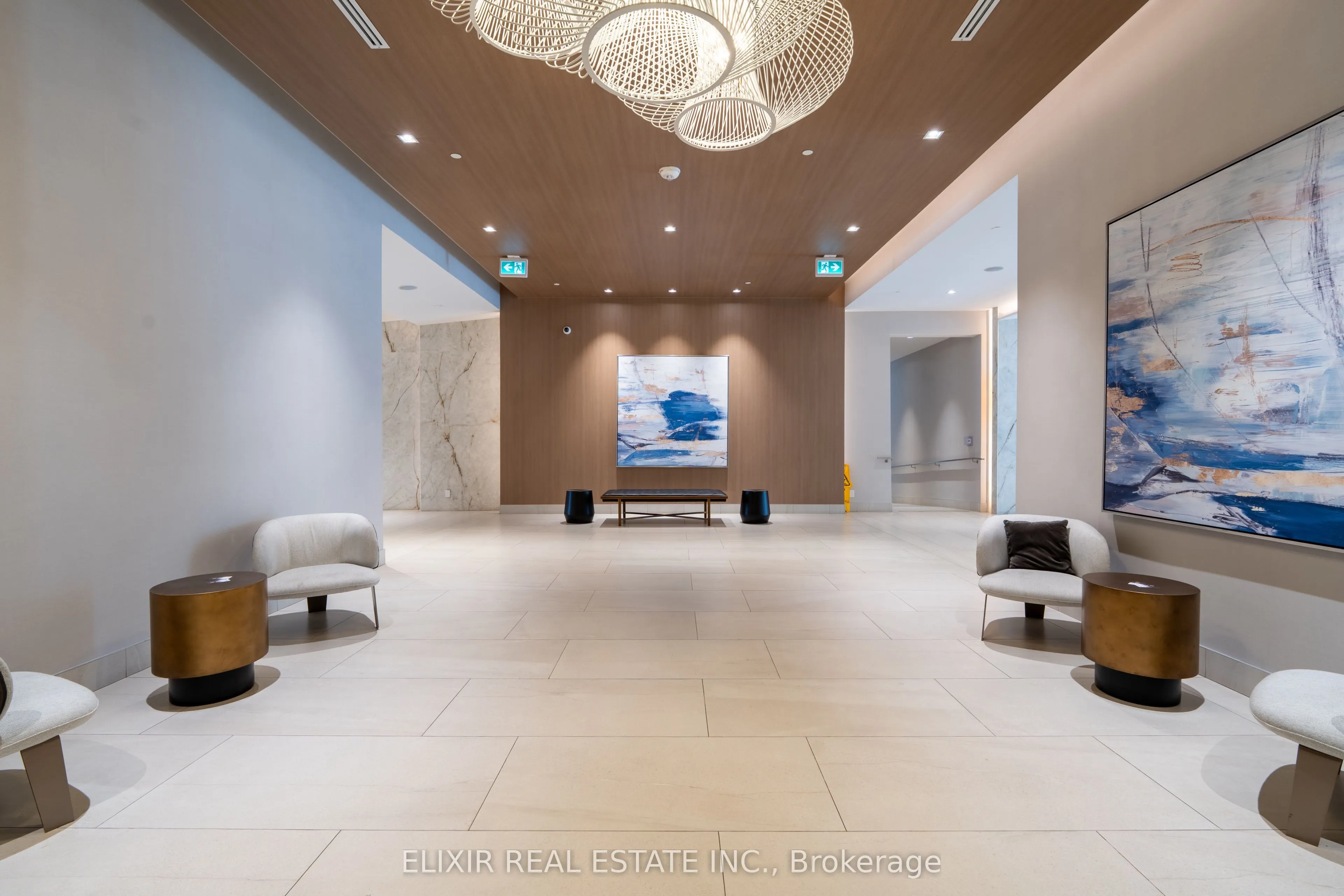 4208 Dundas Street W, #615