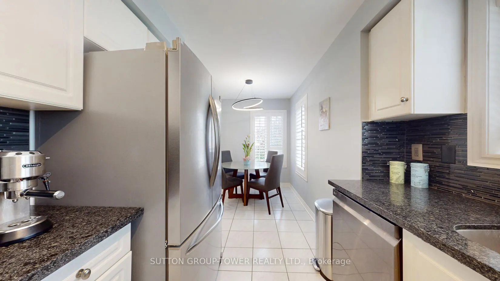 2 Dawson Crescent