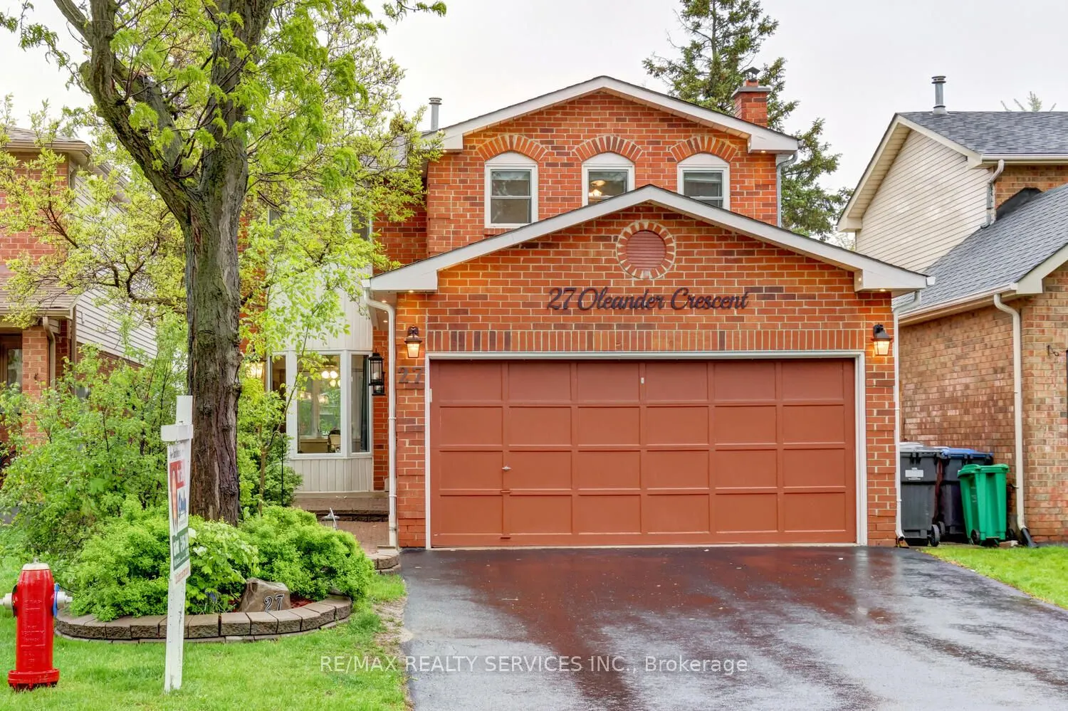 27 Oleander Crescent