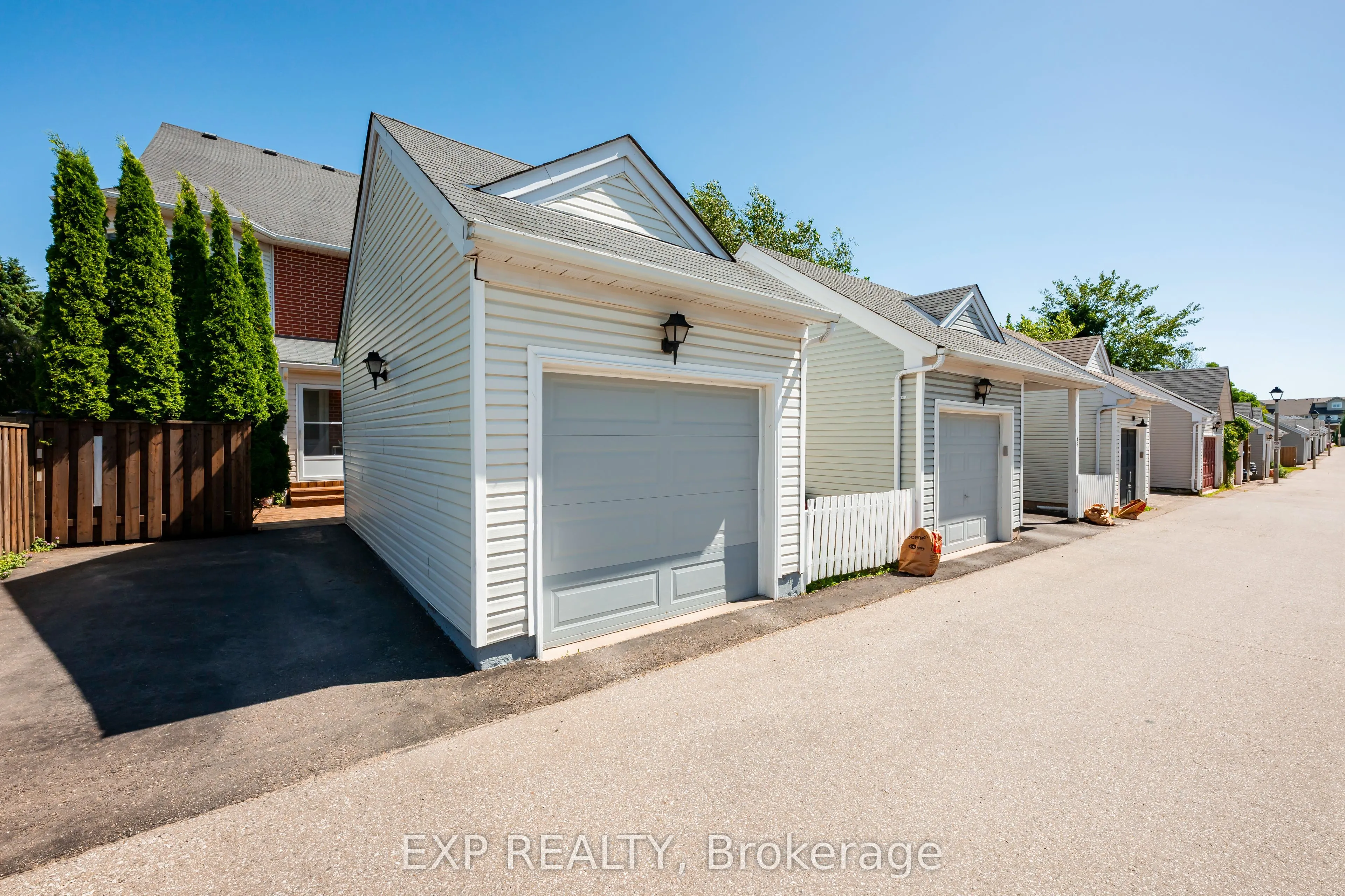 339 Cottonwood Street