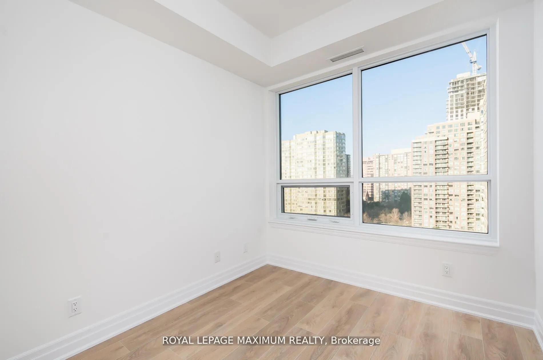 36 Elm Drive, #1410