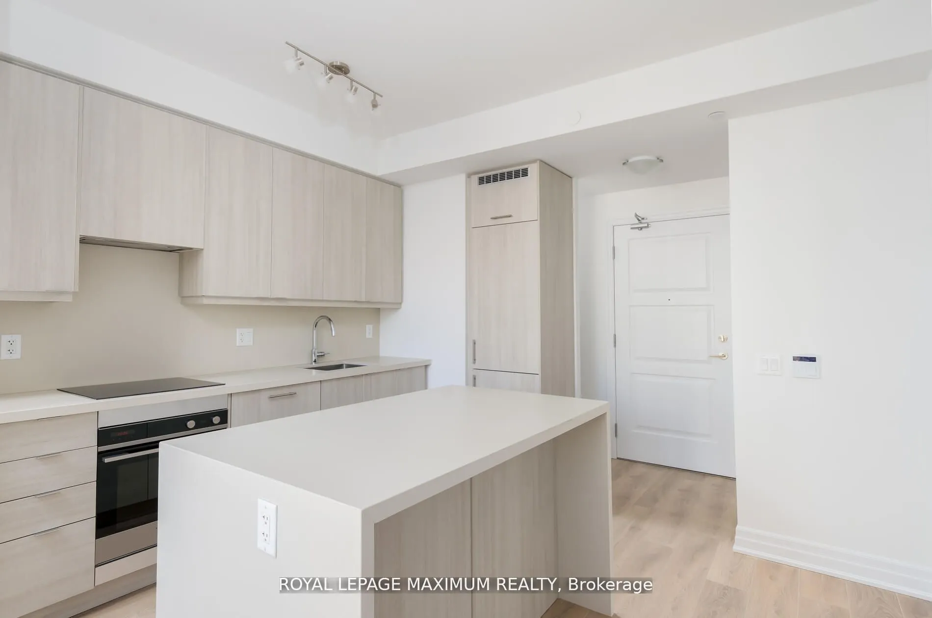 36 Elm Drive, #1410