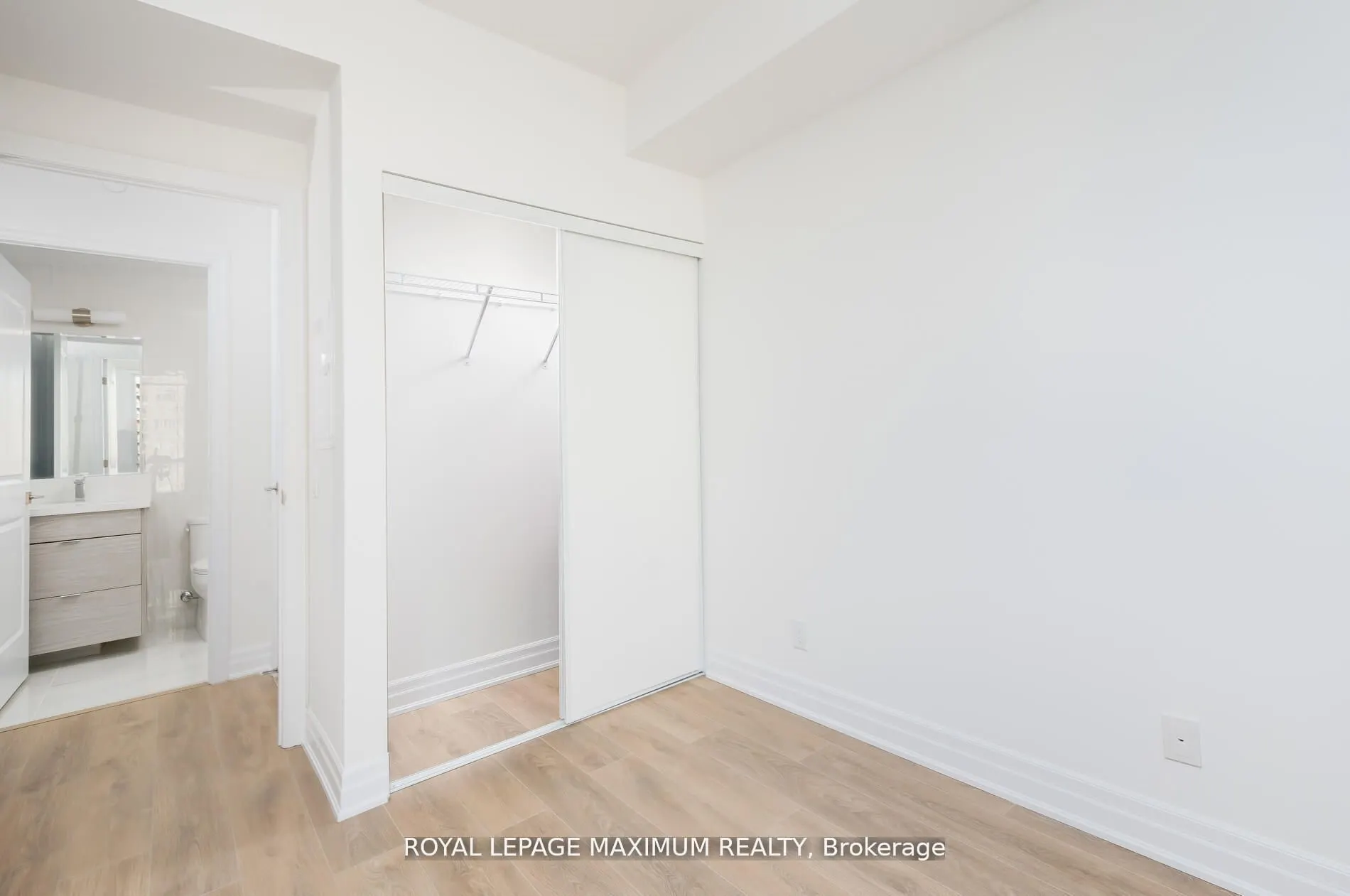 36 Elm Drive, #1410