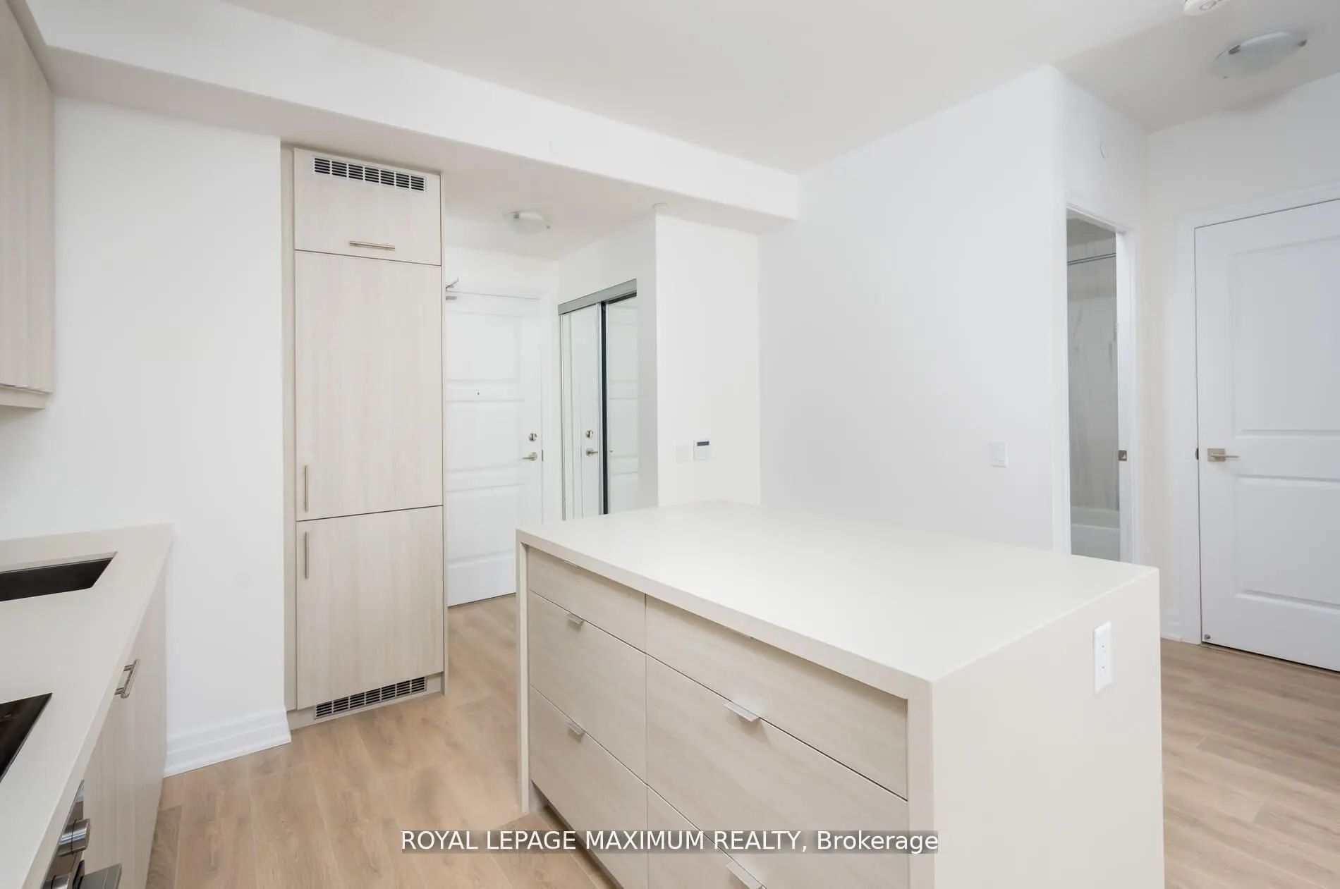 36 Elm Drive, #1410
