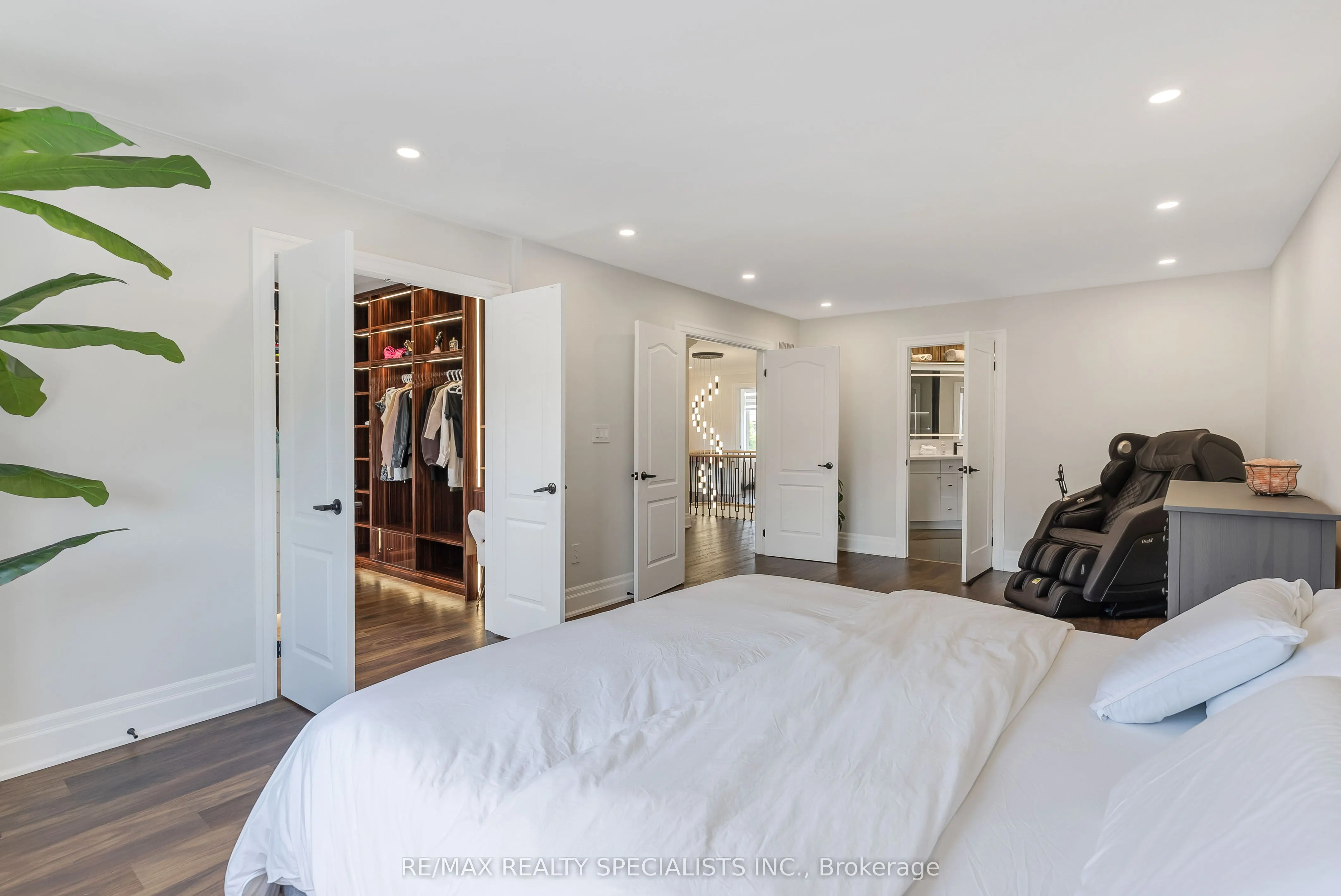 35 Ewart Street