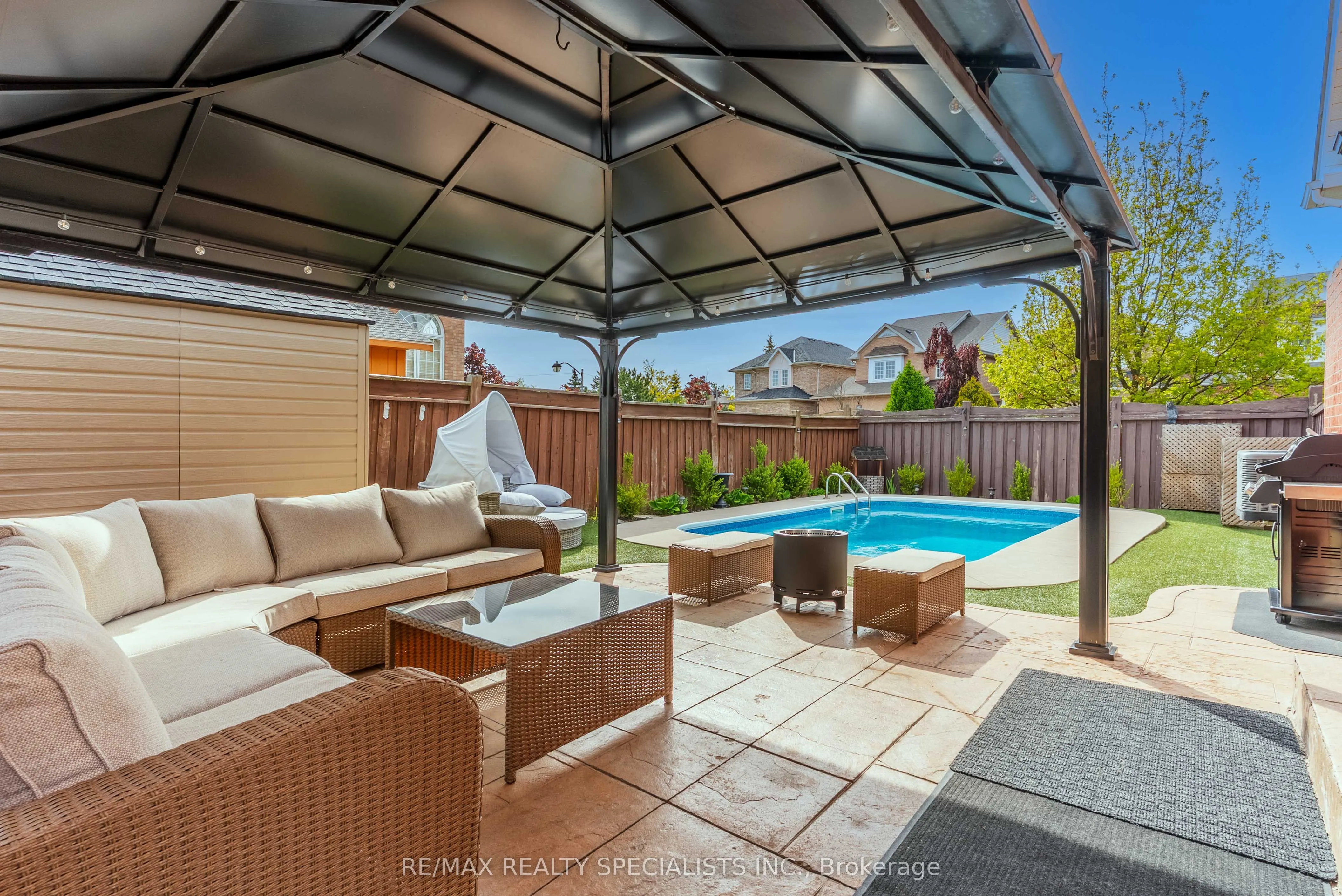 35 Ewart Street