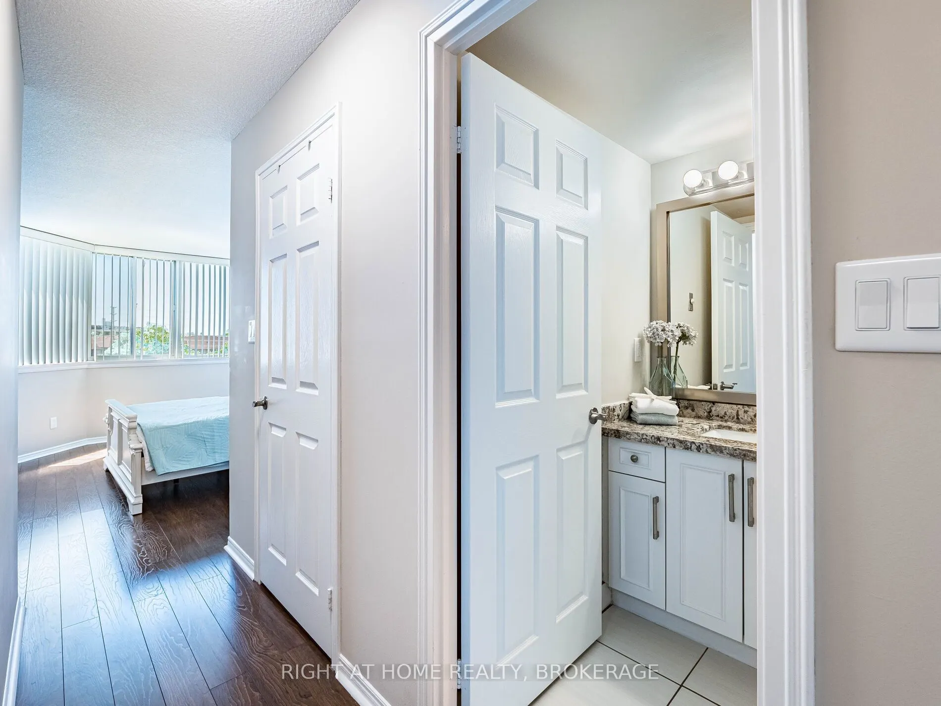 1001 Cedarglen Gate, #423