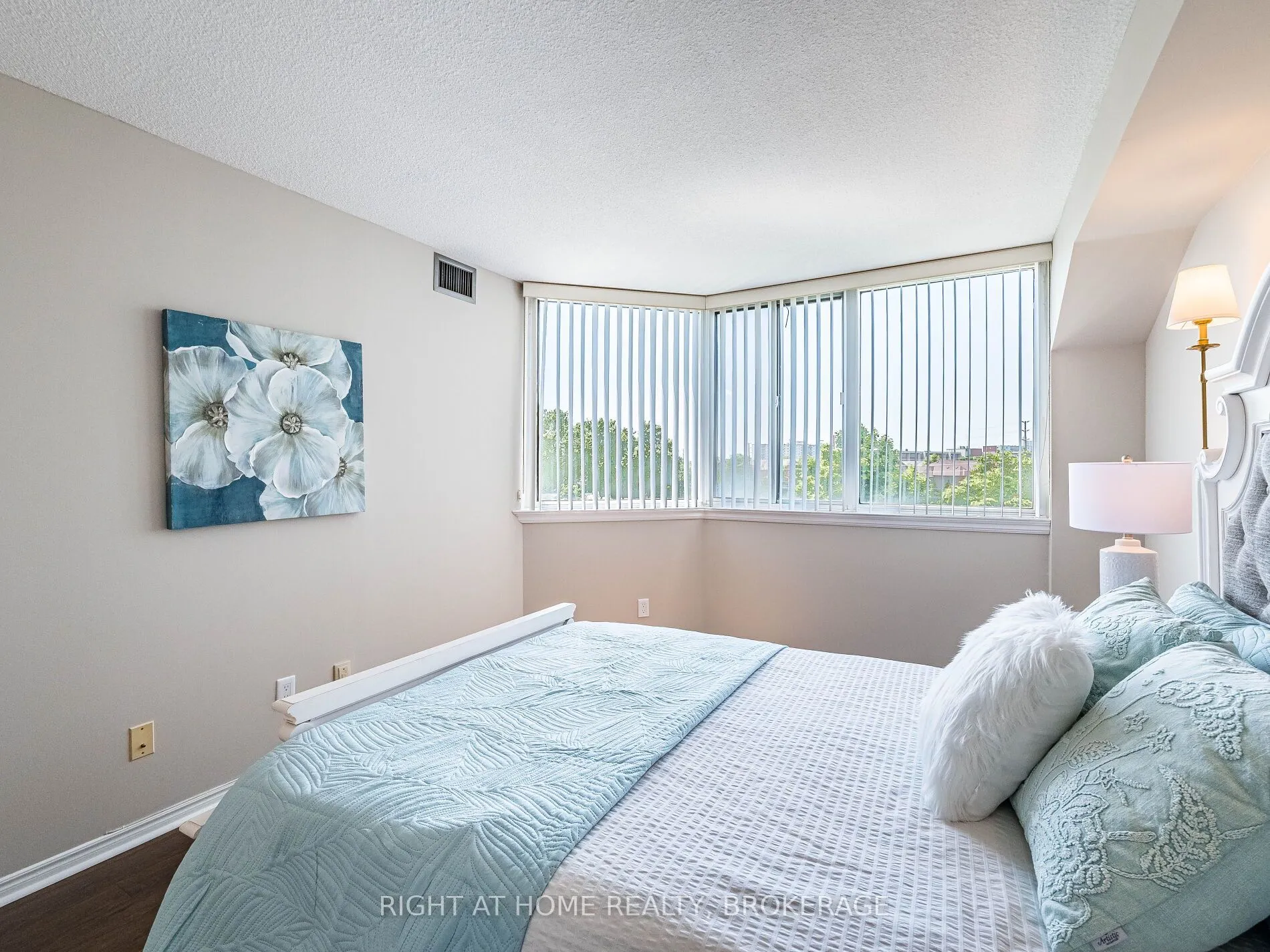 1001 Cedarglen Gate, #423