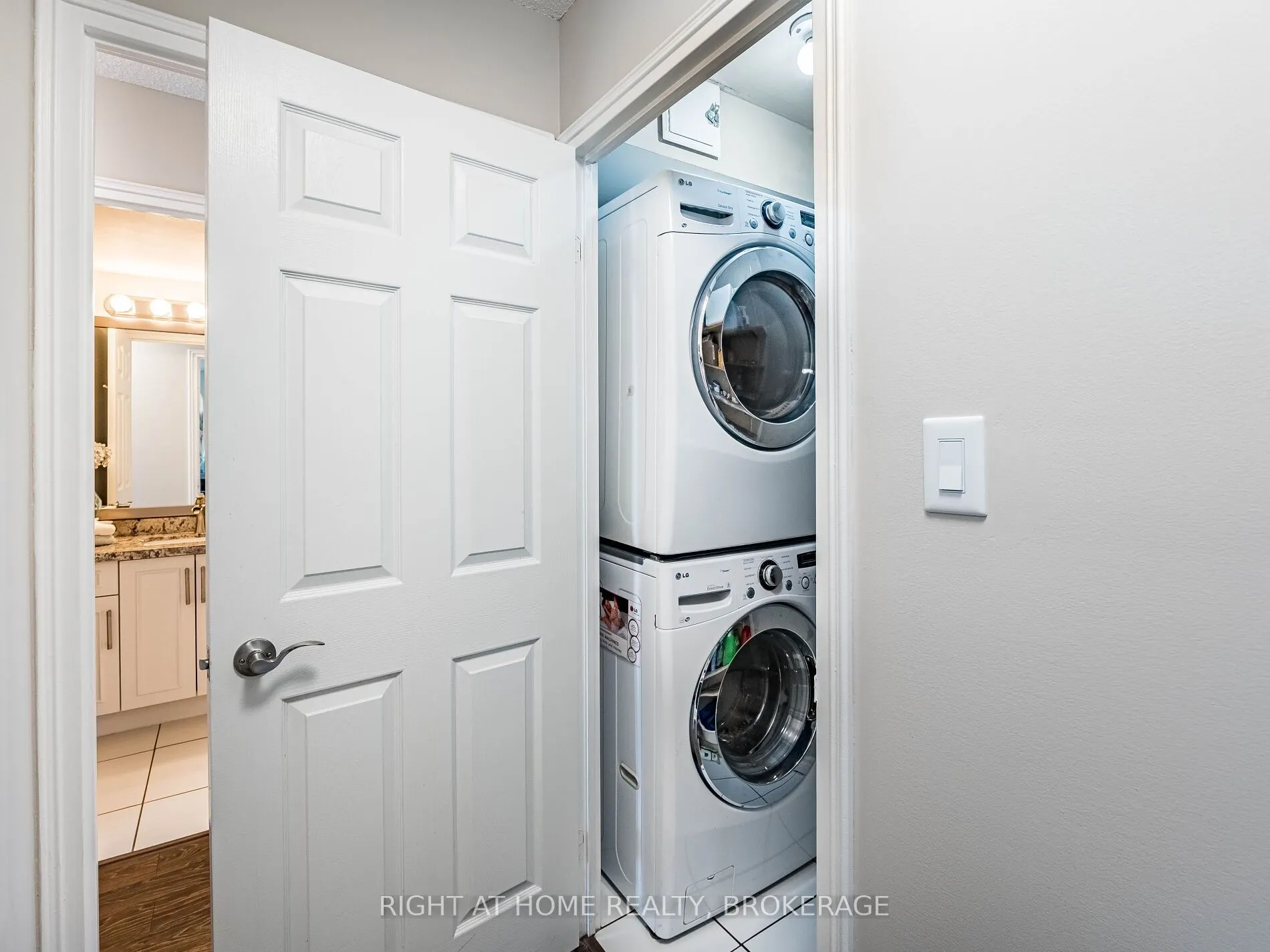 1001 Cedarglen Gate, #423