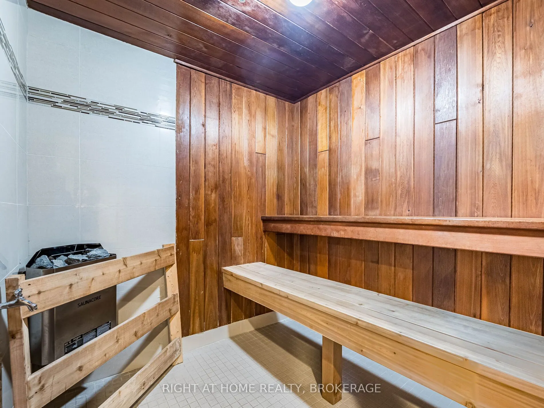 1001 Cedarglen Gate, #423
