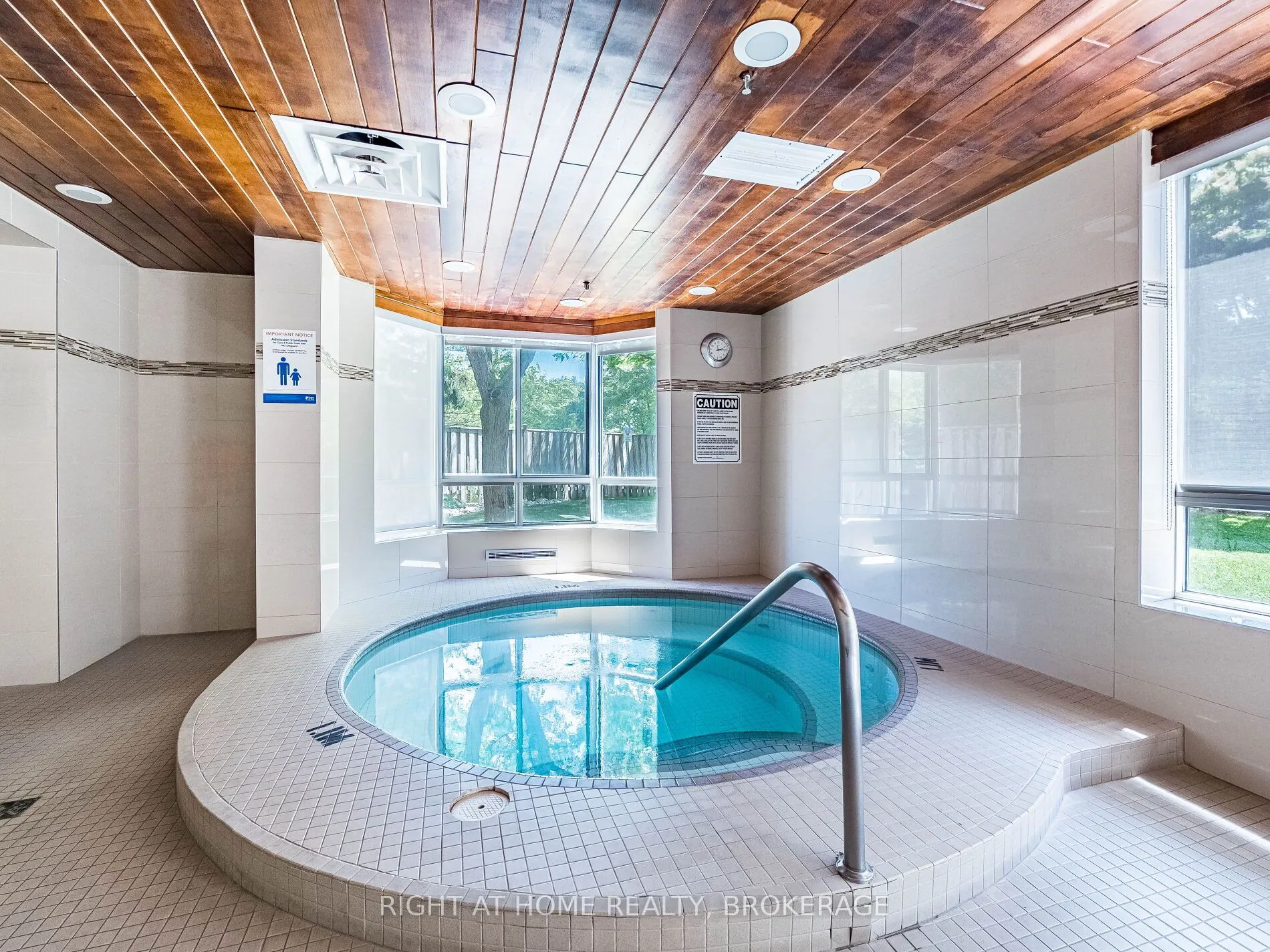 1001 Cedarglen Gate, #423