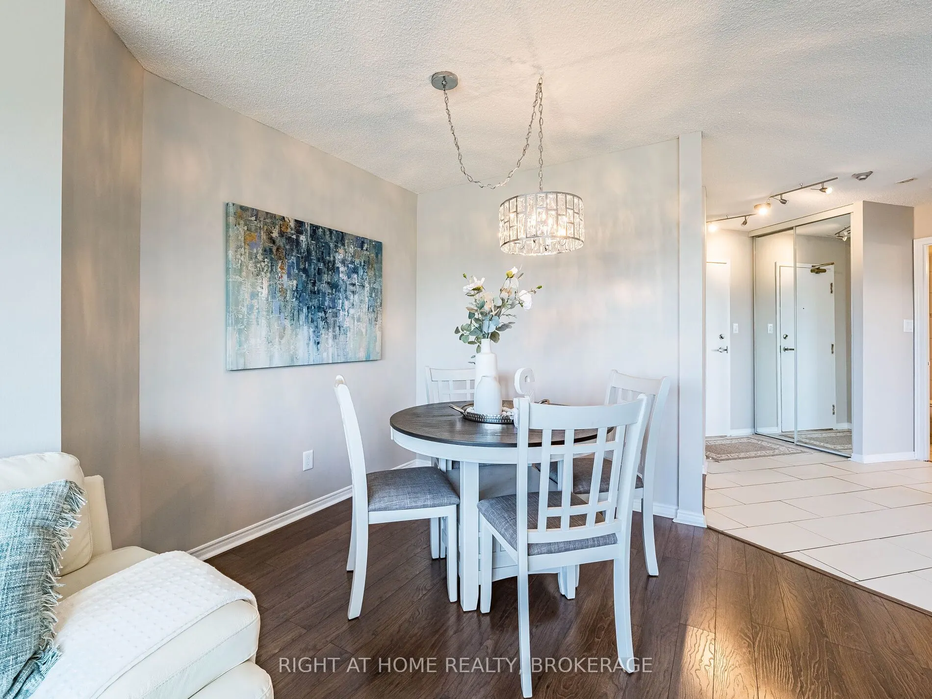 1001 Cedarglen Gate, #423