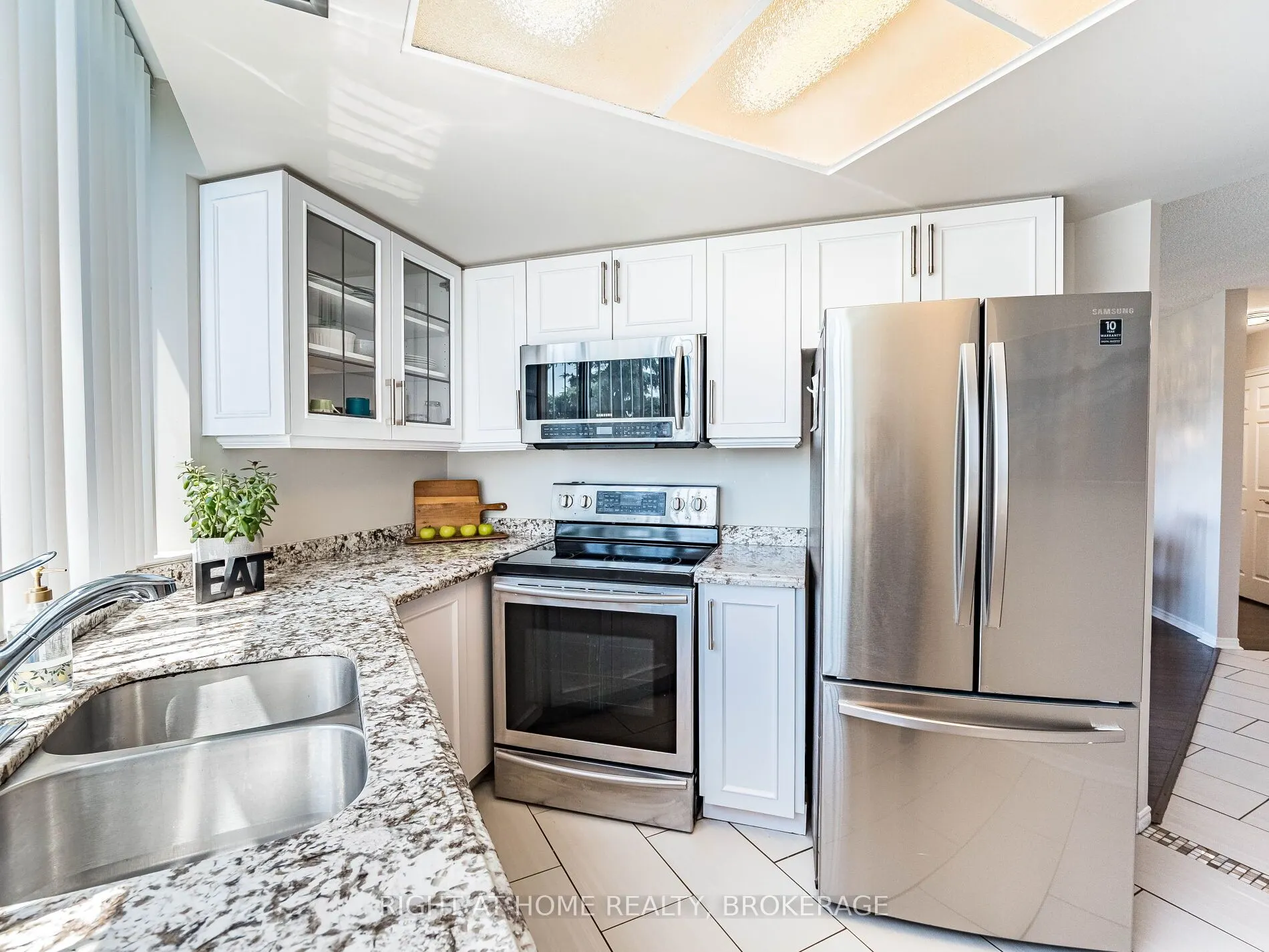 1001 Cedarglen Gate, #423