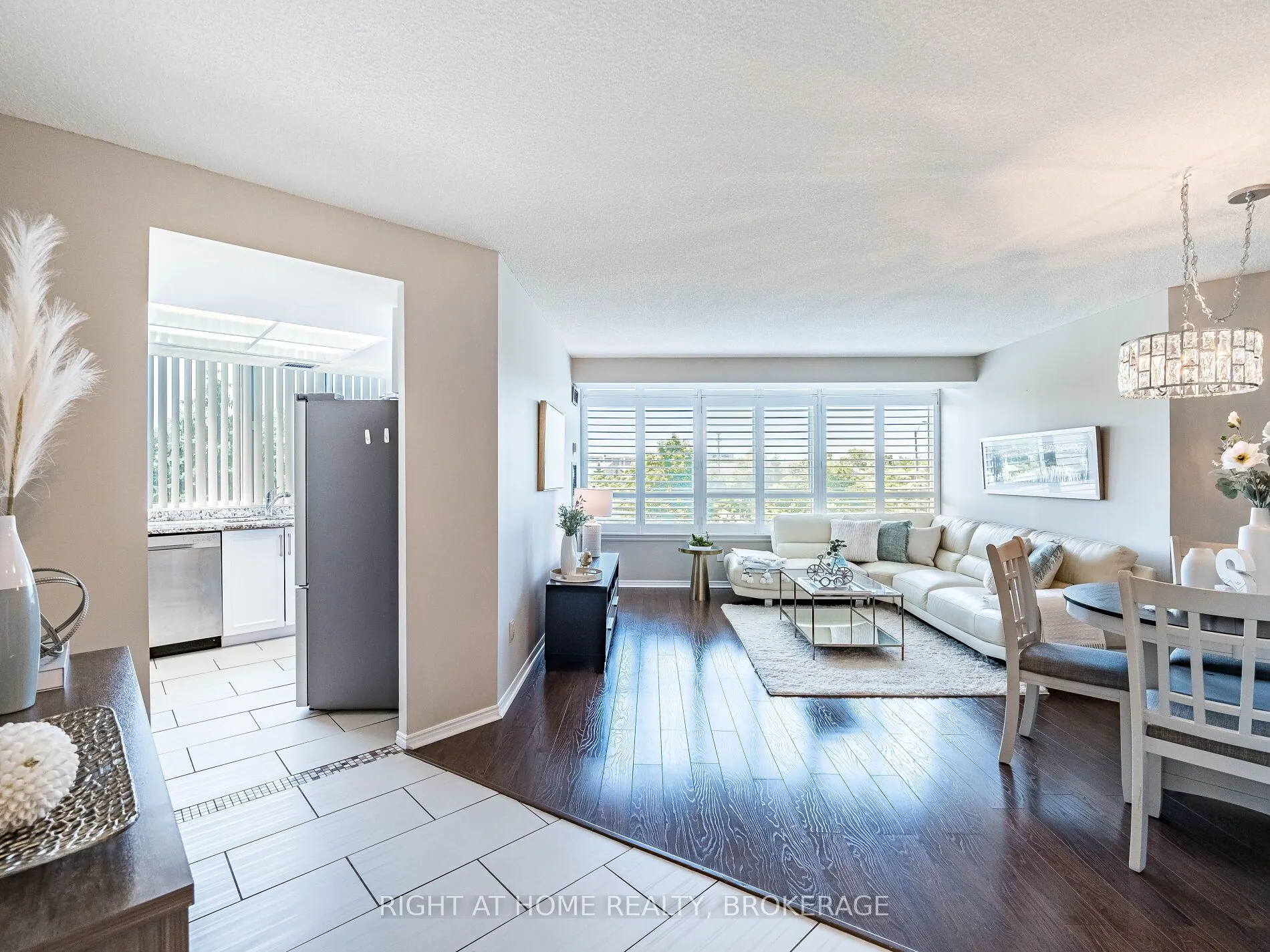 1001 Cedarglen Gate, #423