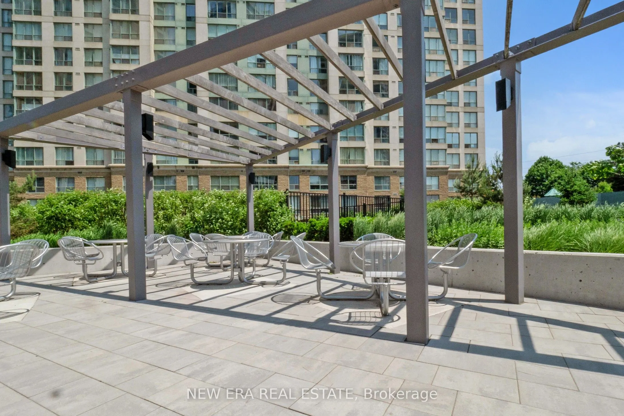 30 Samuel Wood Way, #413