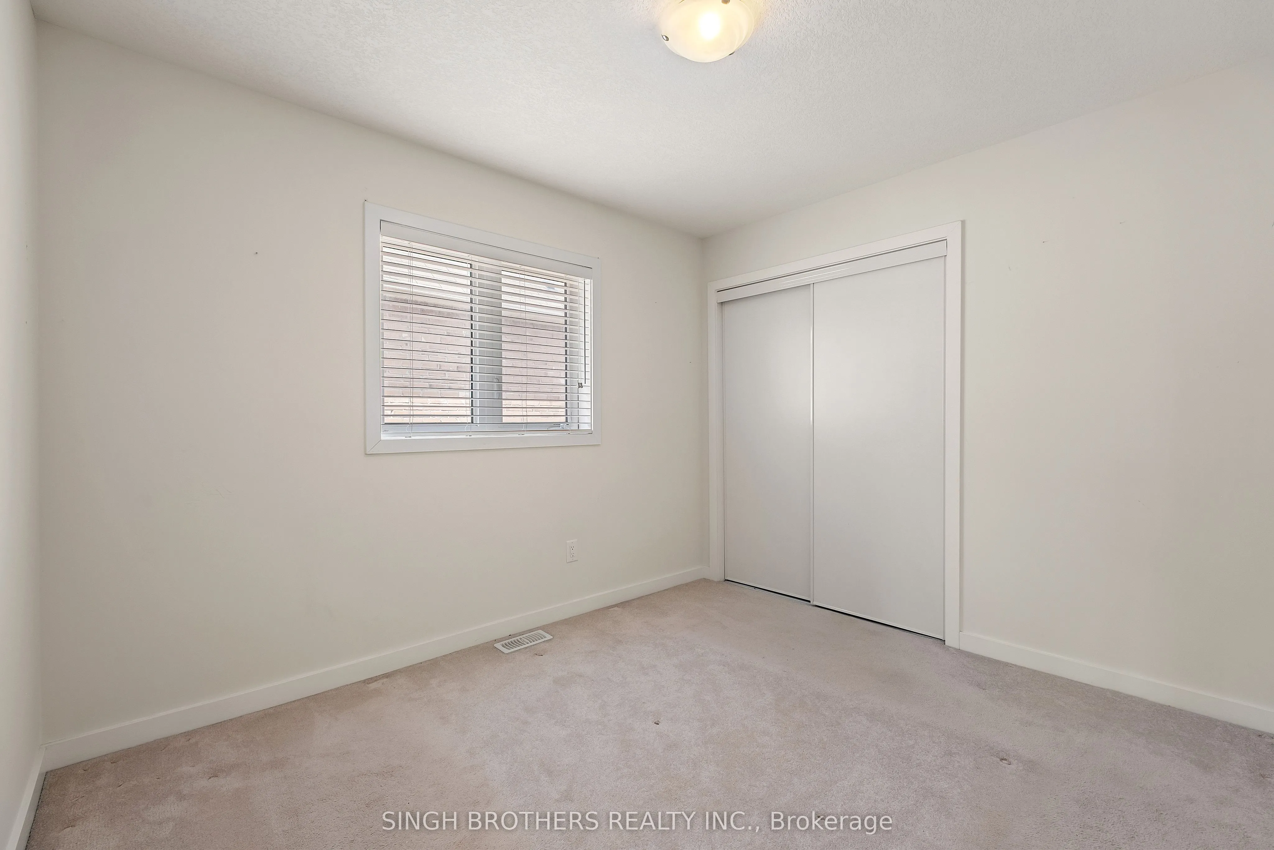 21 Hoover Road