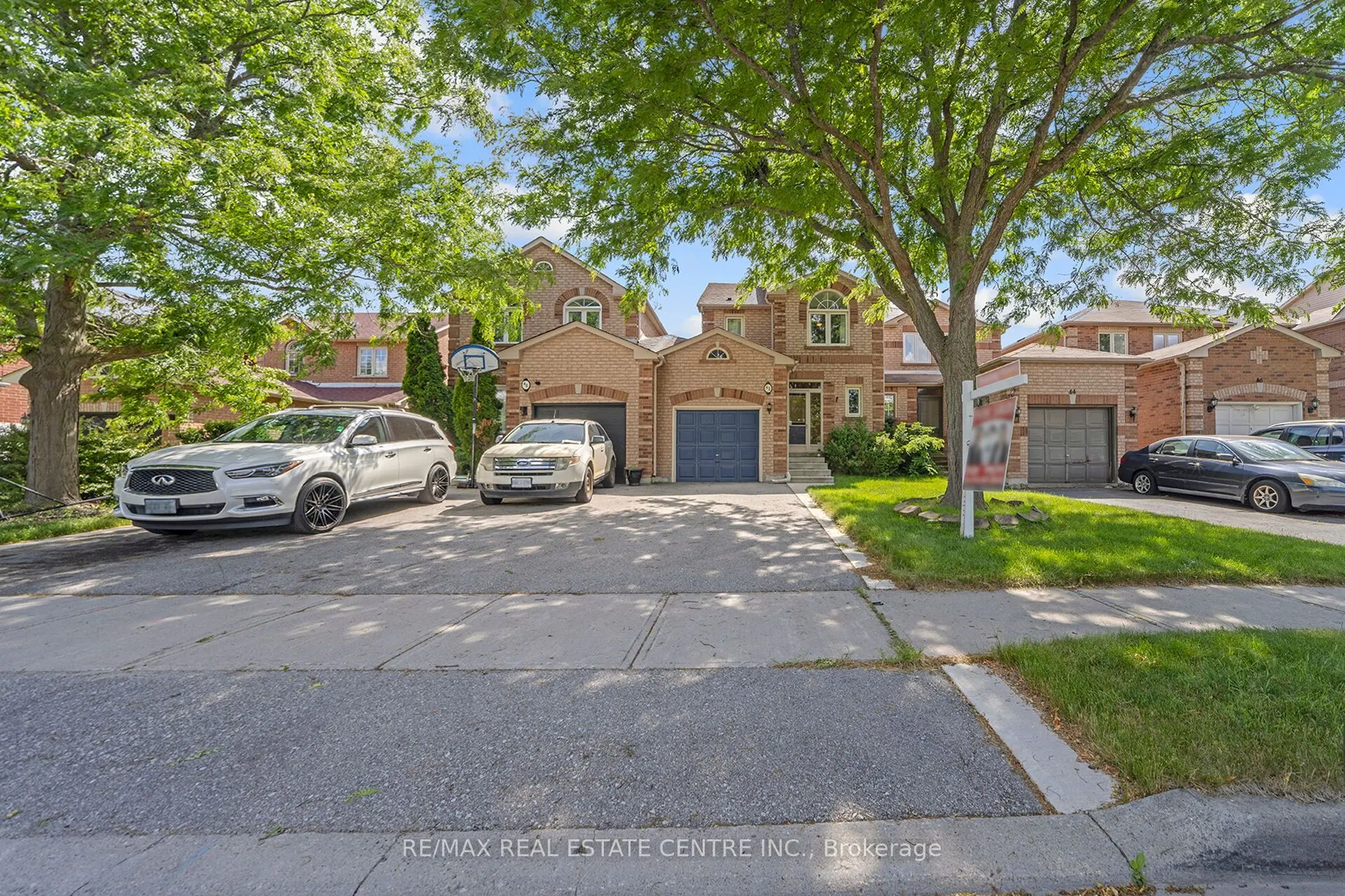 42 White Tail Crescent