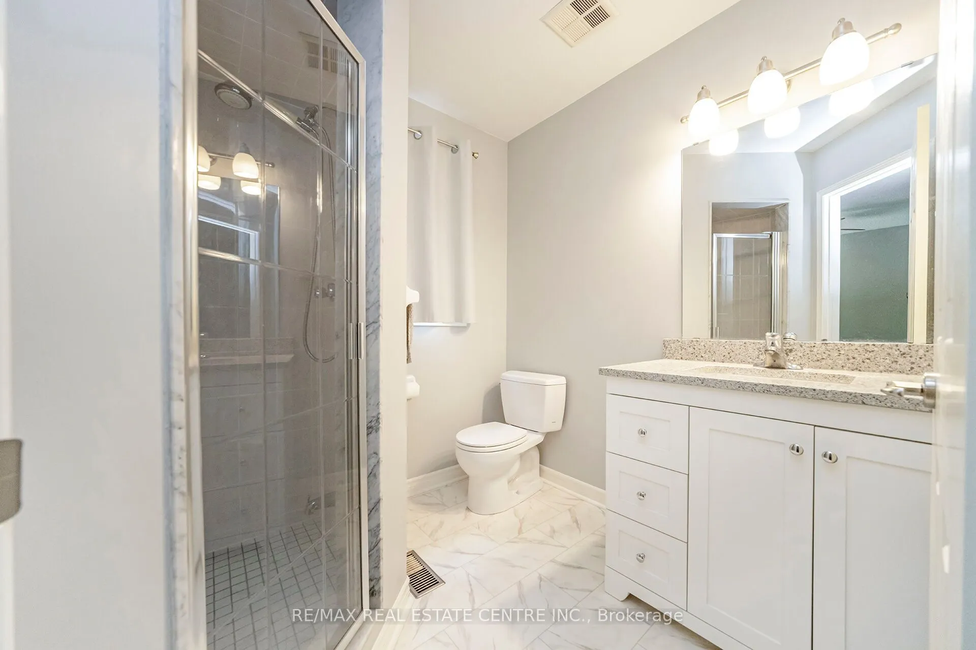 42 White Tail Crescent
