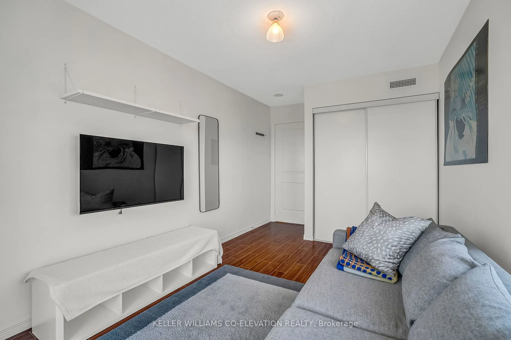 60 Heintzman Street, #2306