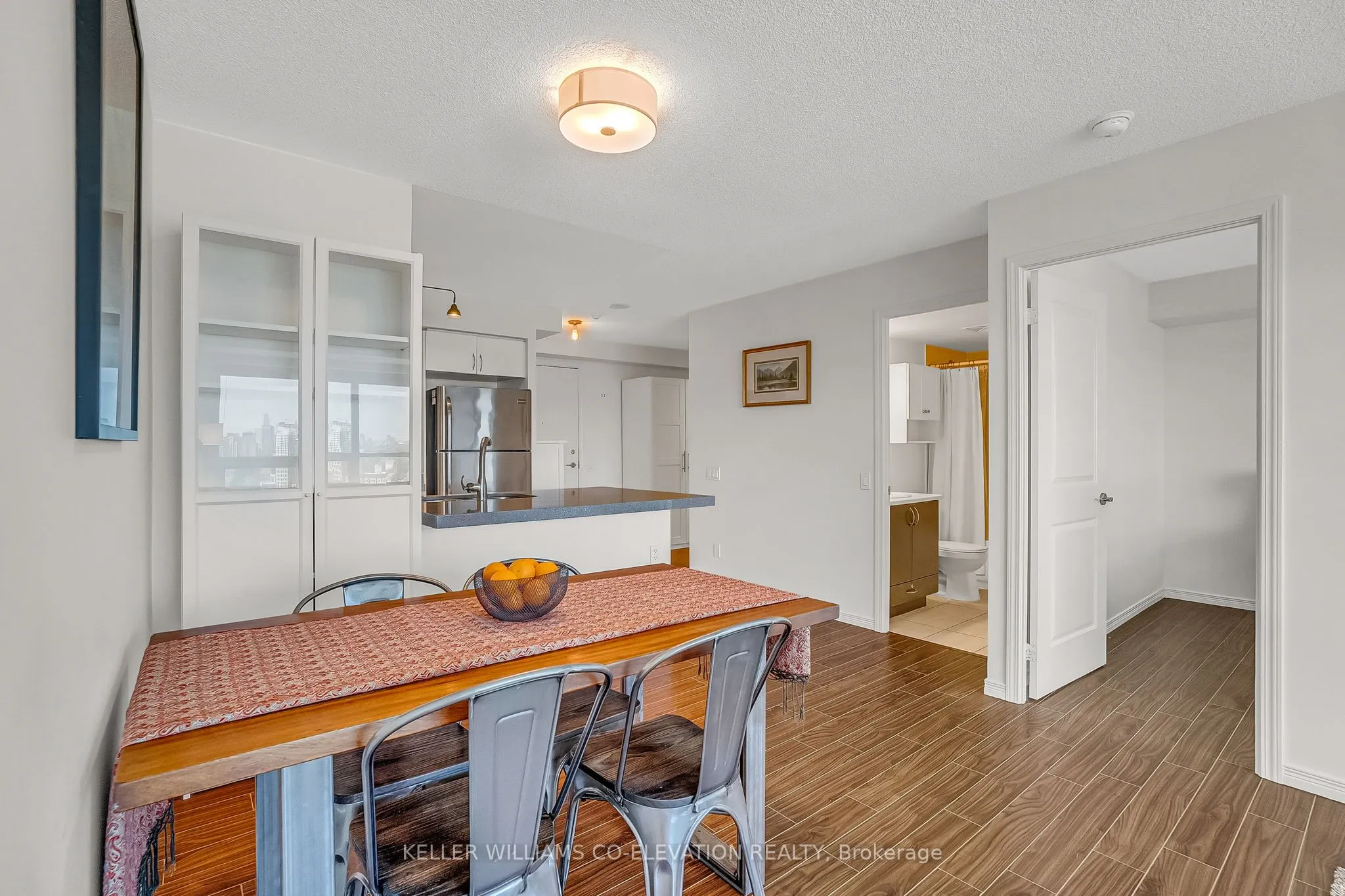 60 Heintzman Street, #2306
