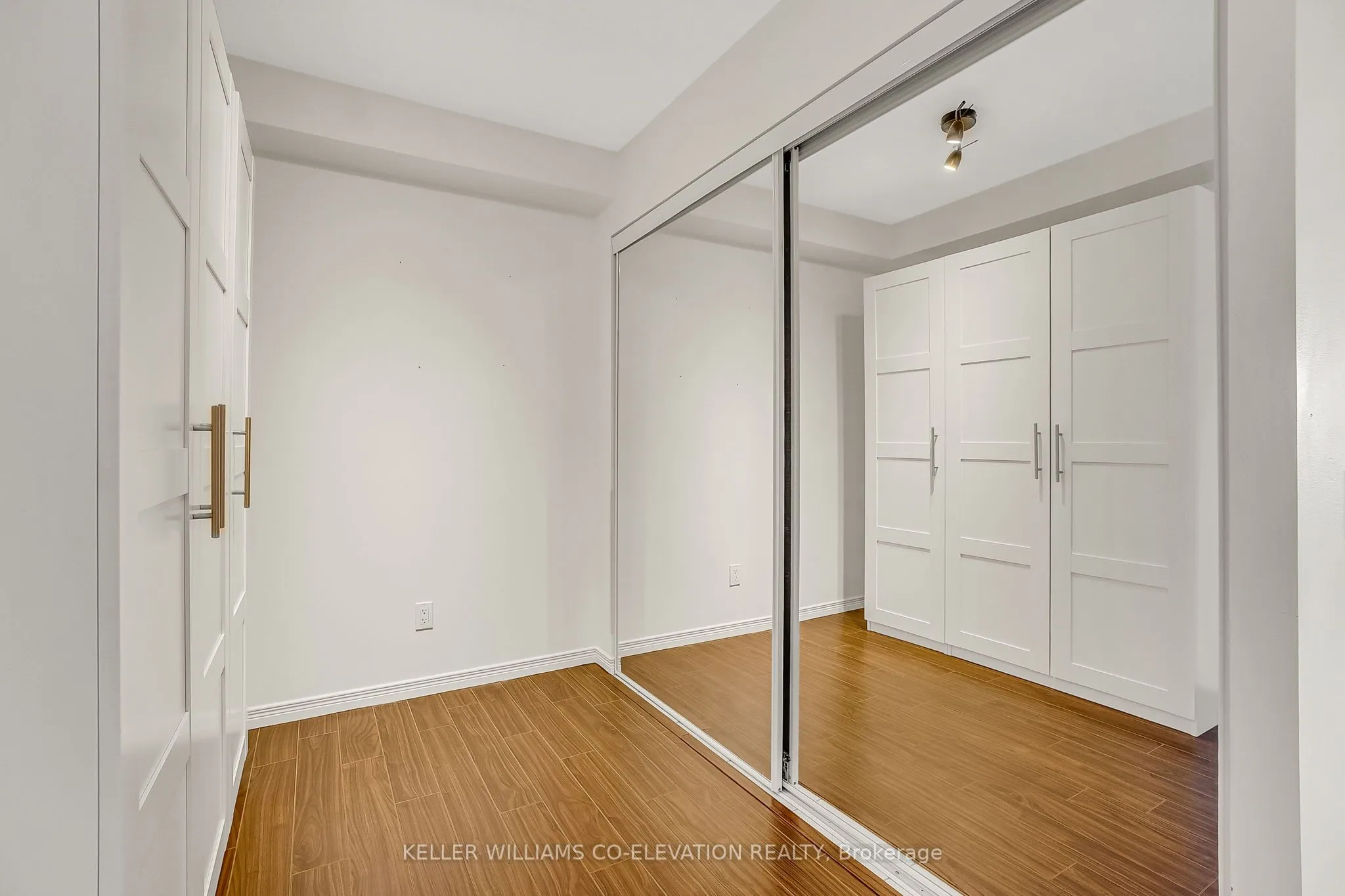 60 Heintzman Street, #2306