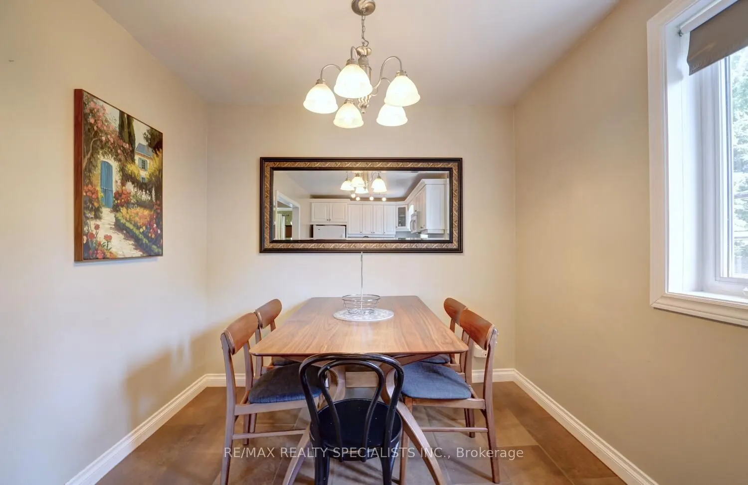577 Drymen Crescent