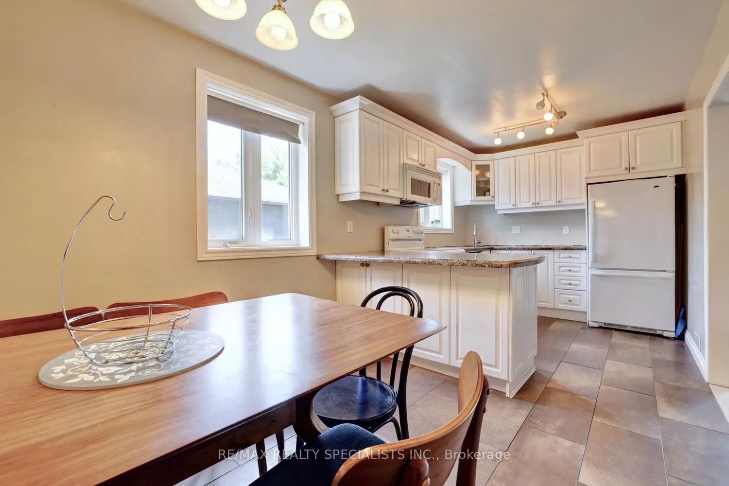 577 Drymen Crescent