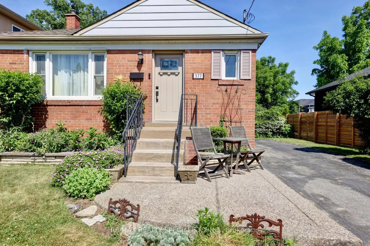 577 Drymen Crescent