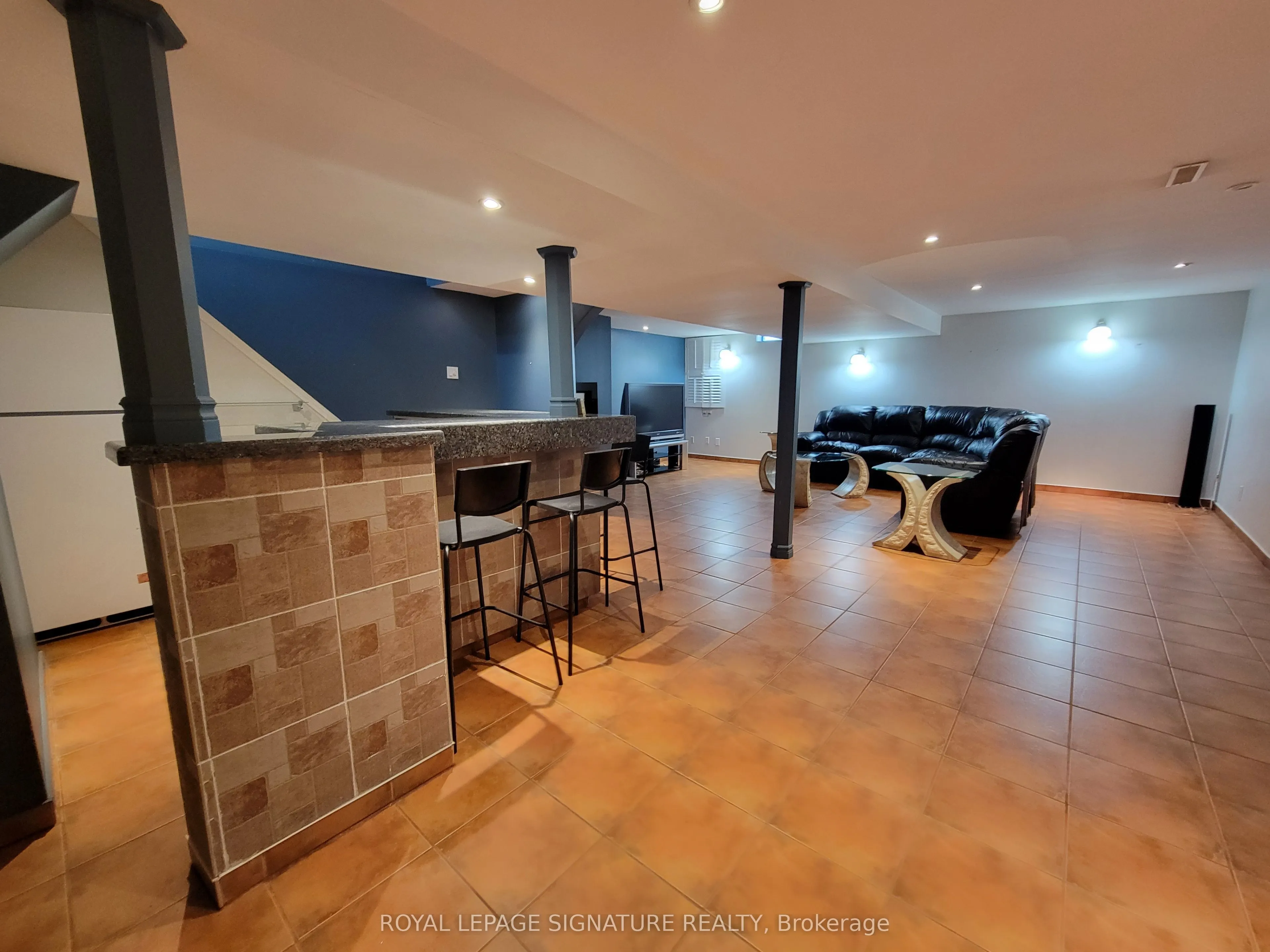 6800 Segovia Road