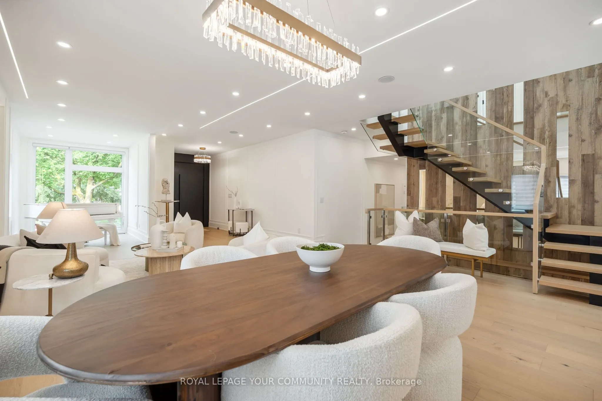 14 Ranwood Drive