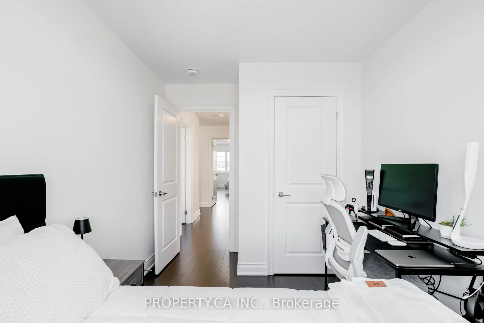 10 Fordham Road