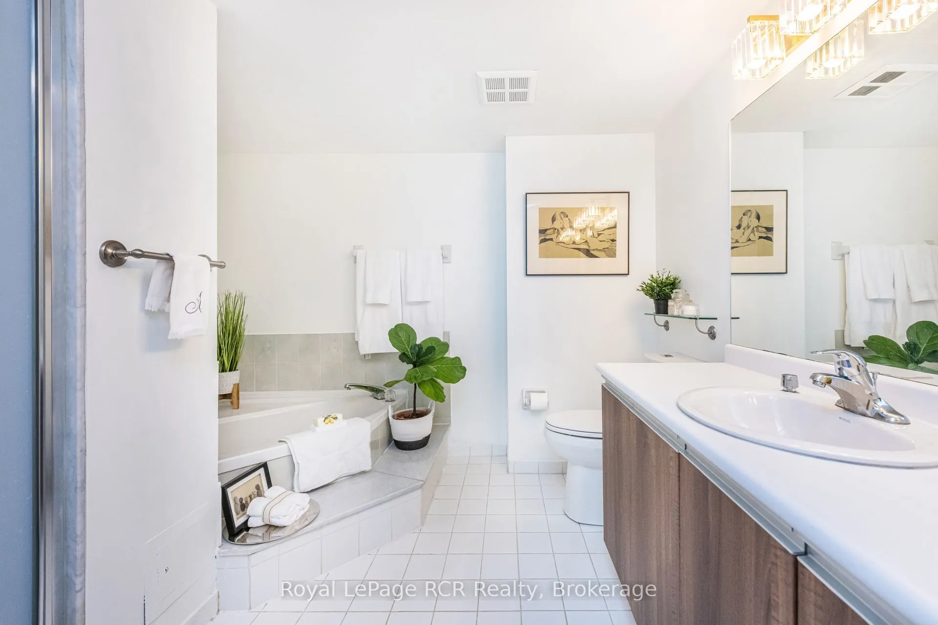 700 Constellation Drive, #209