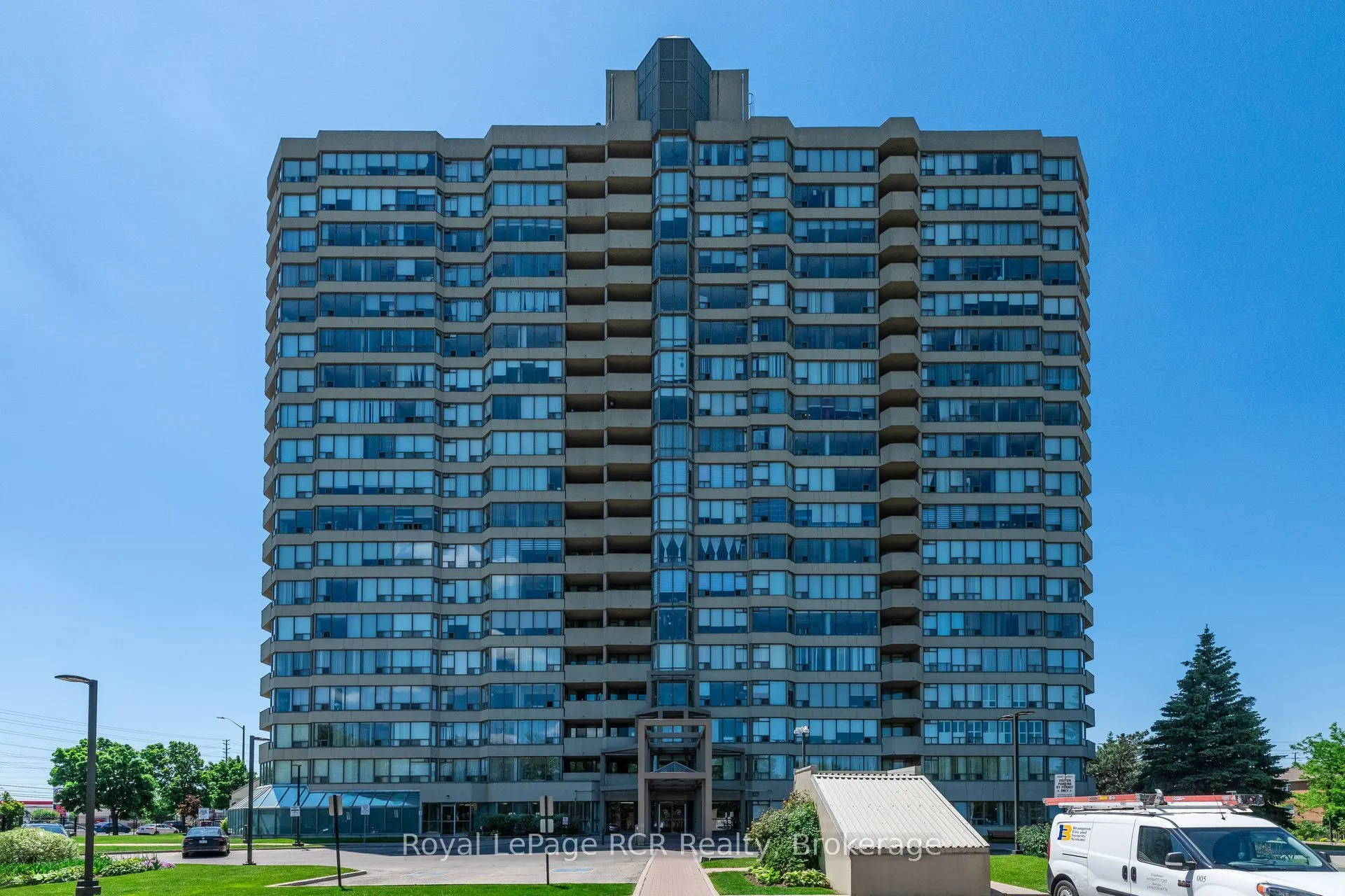 700 Constellation Drive, #209
