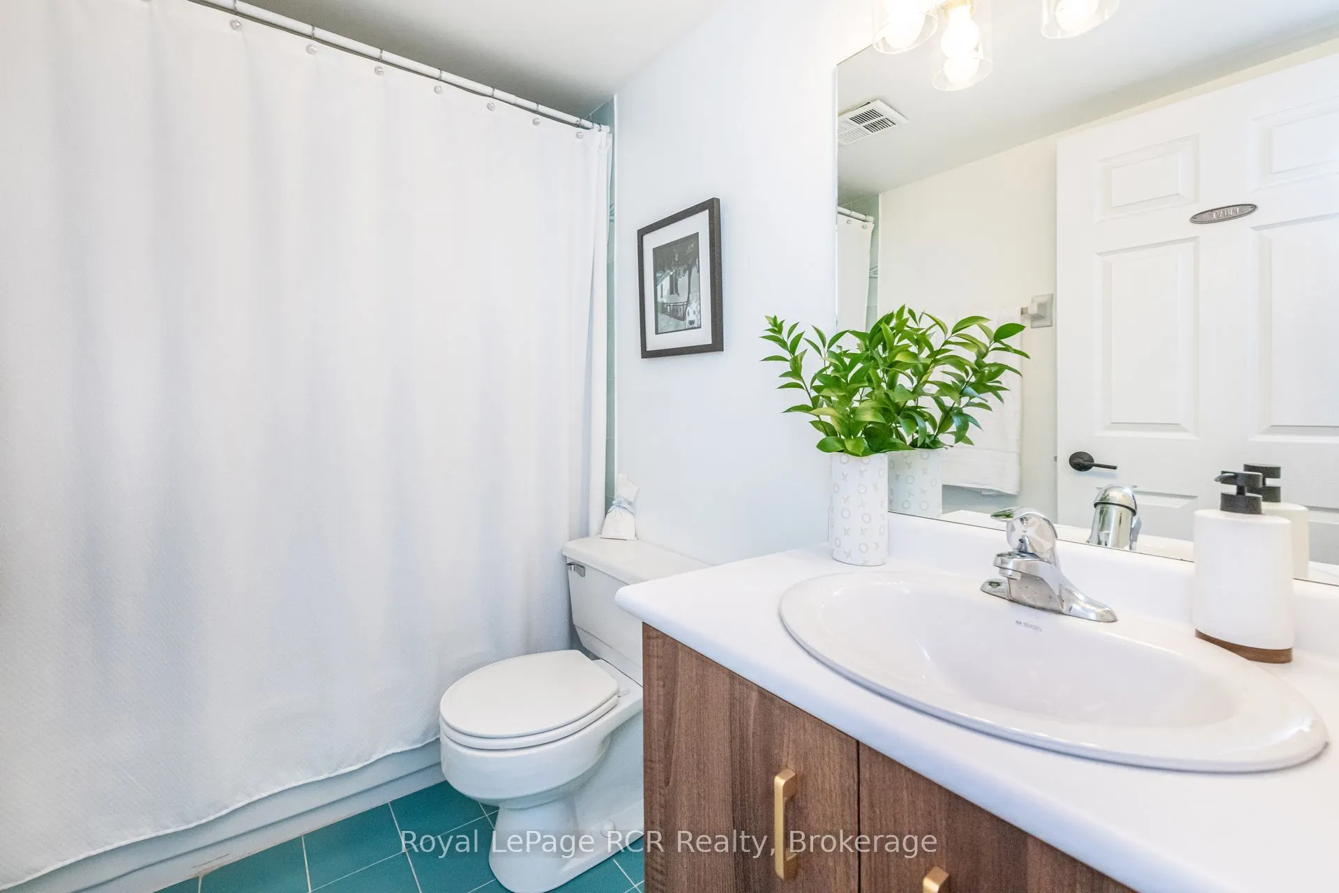 700 Constellation Drive, #209