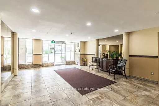 2095 Roche Court, #124