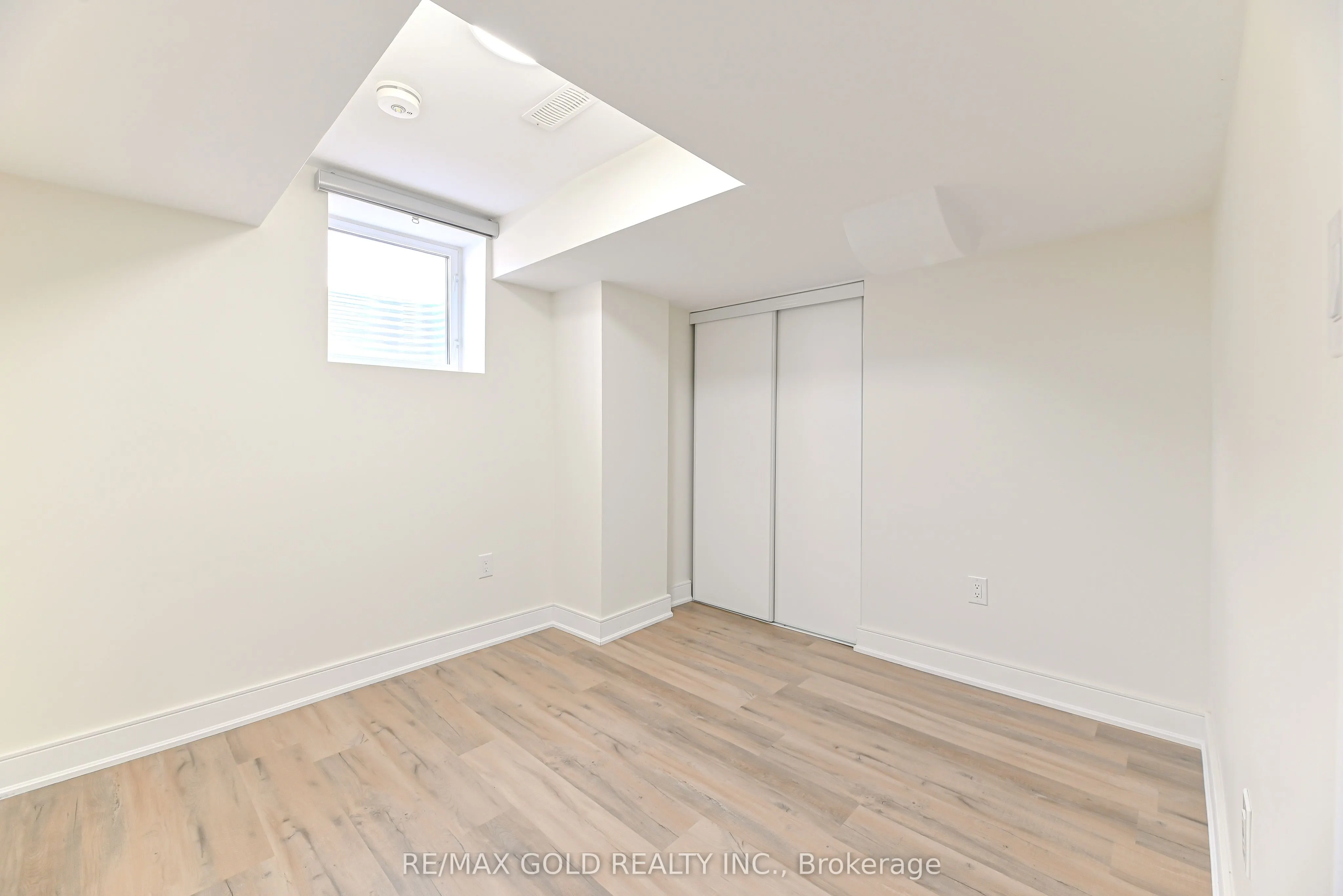 59 Cobriza Crescent