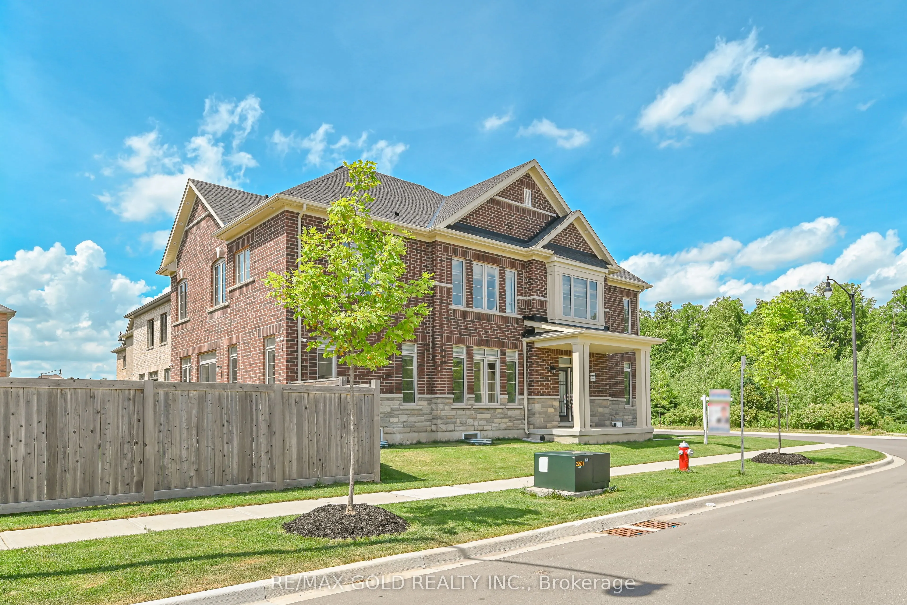 59 Cobriza Crescent